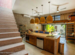Eddie Ochoa - Pacífico Property