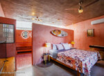 Eddie Ochoa - Pacífico Property