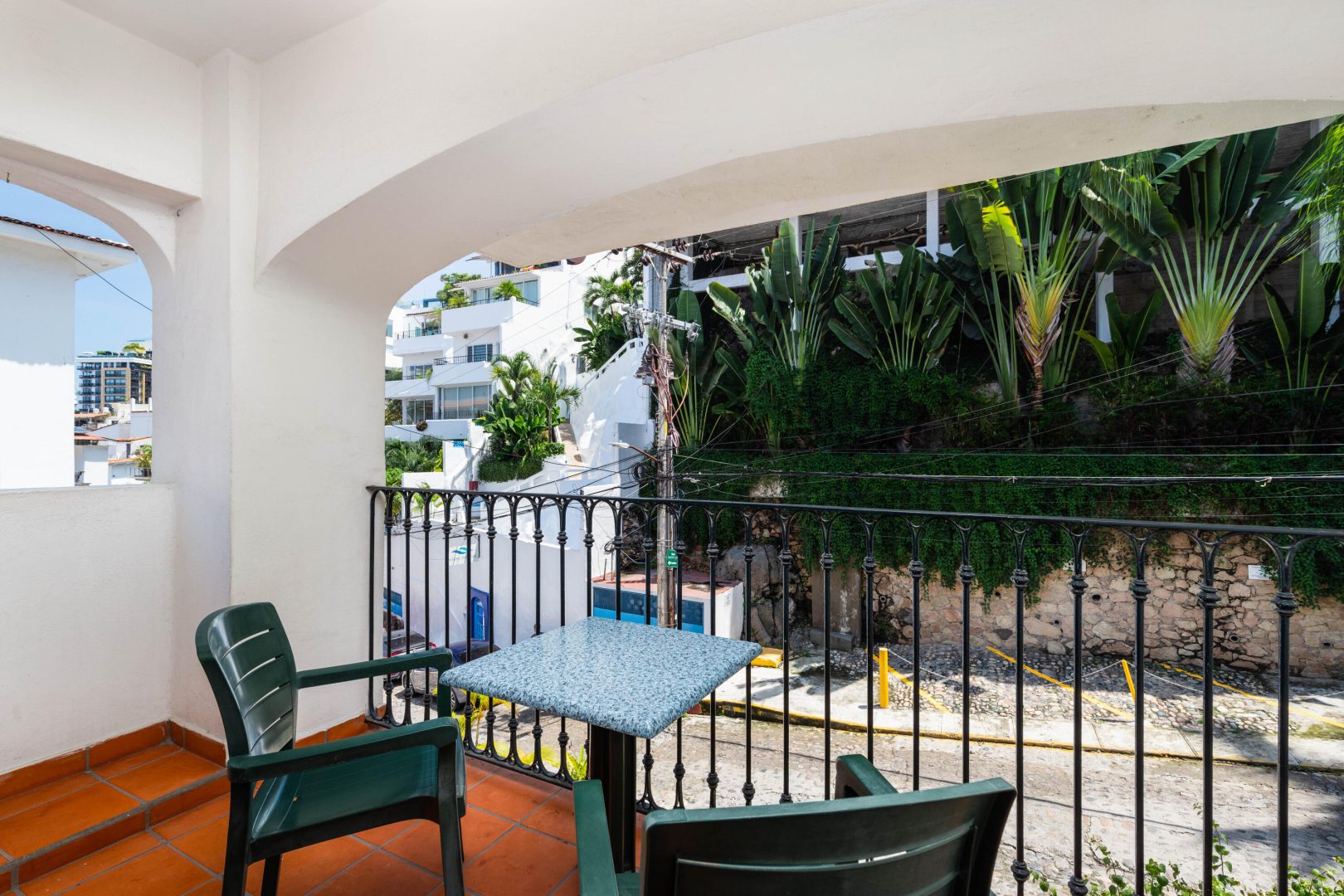 20231026004414026575000000-o