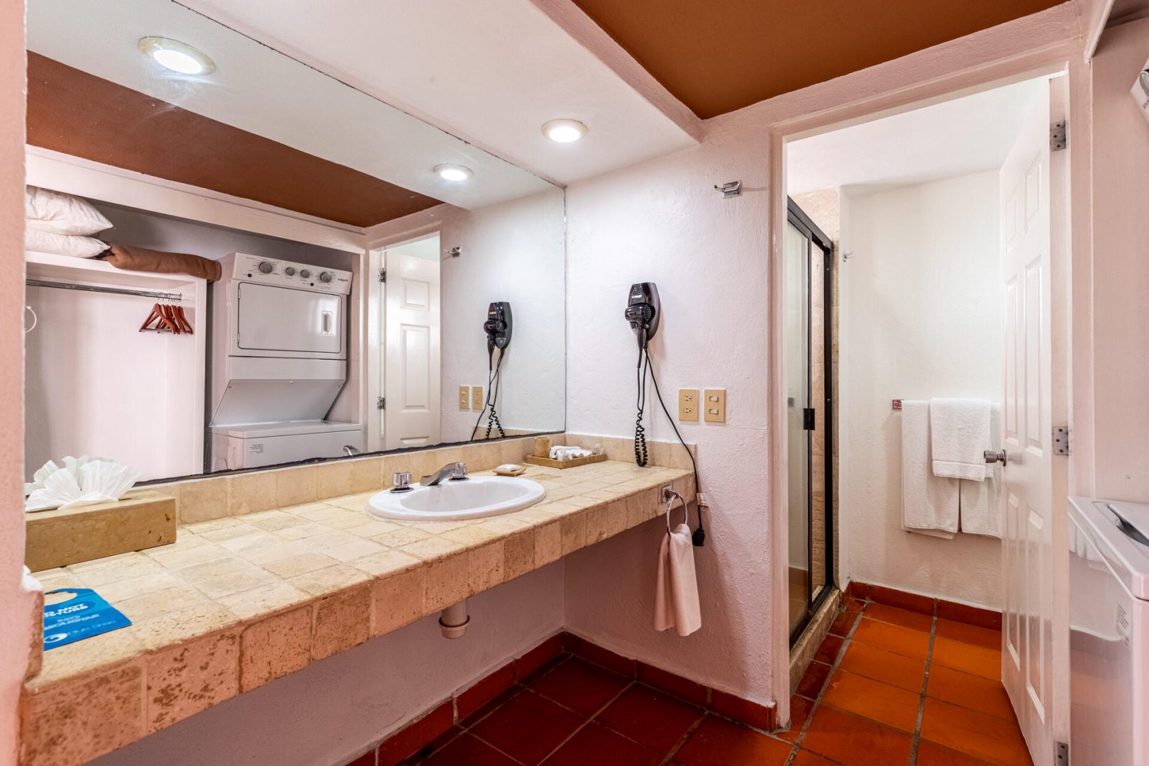 20231026010036897865000000-o