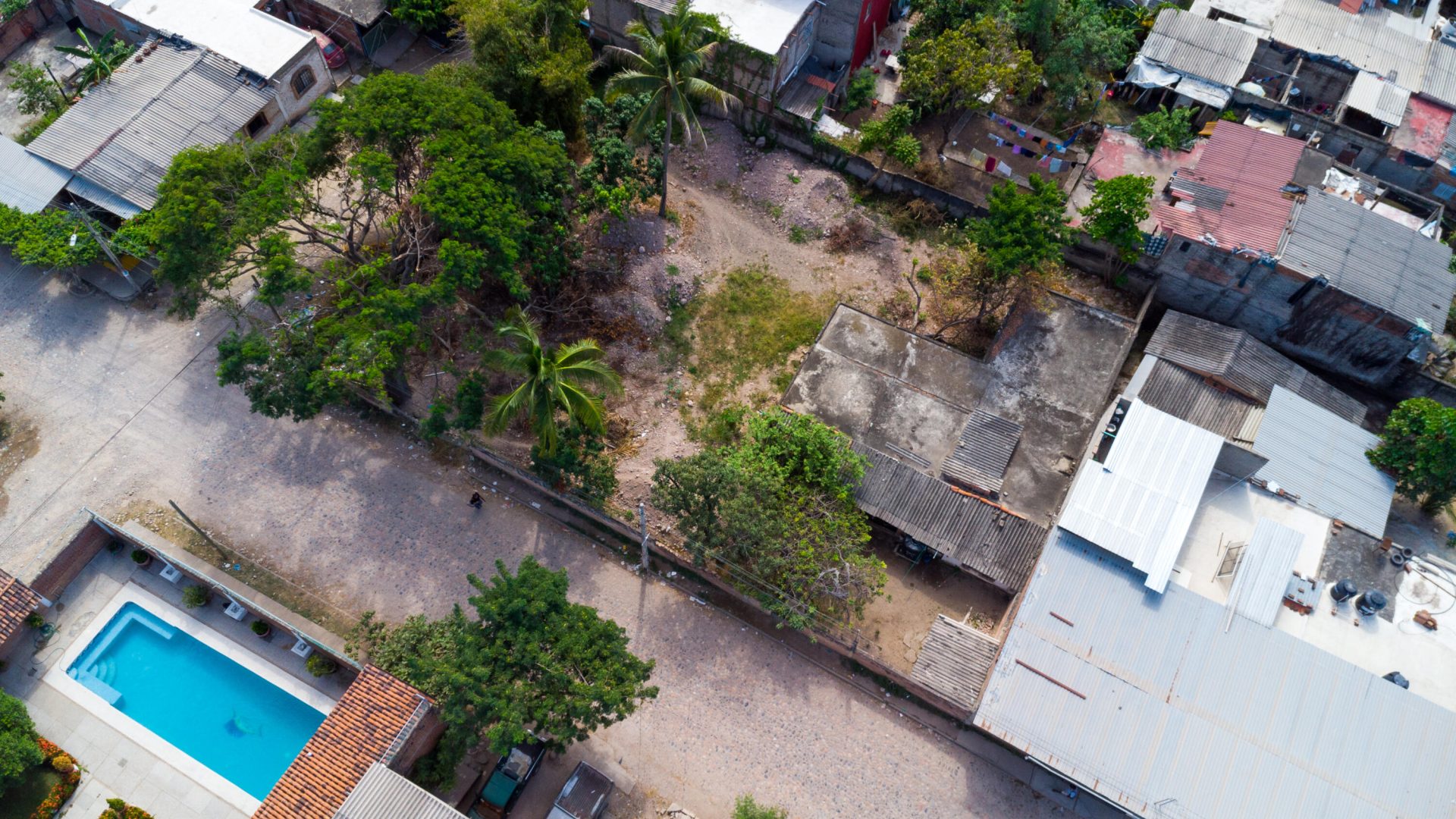 20231130222325306385000000-o