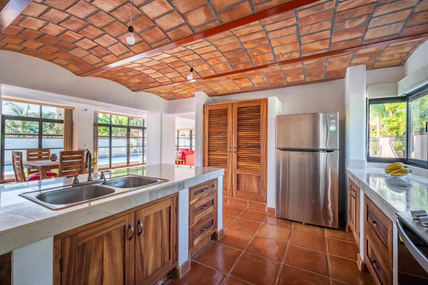 20231213200601494467000000-o