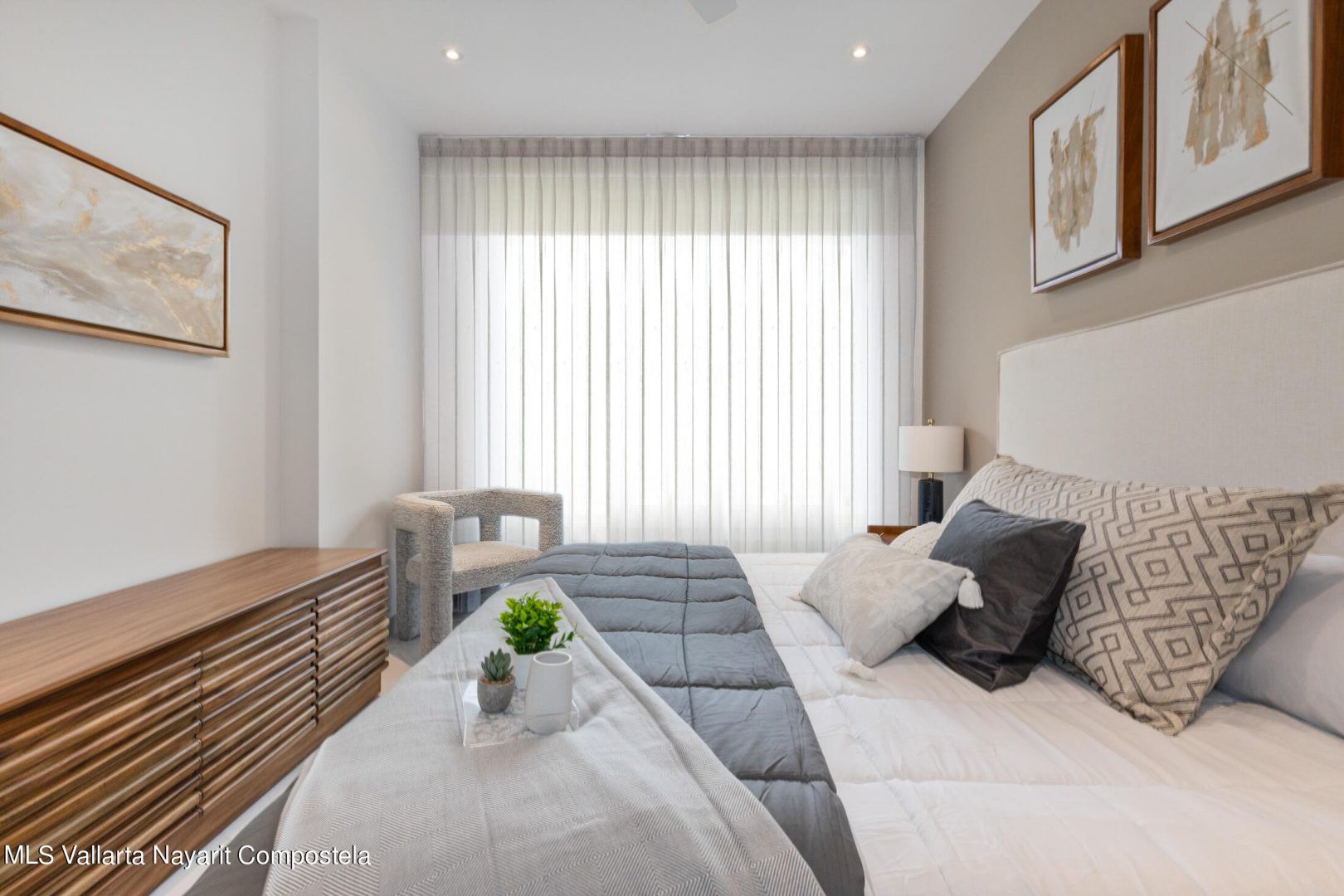 20241007222449349614000000-o