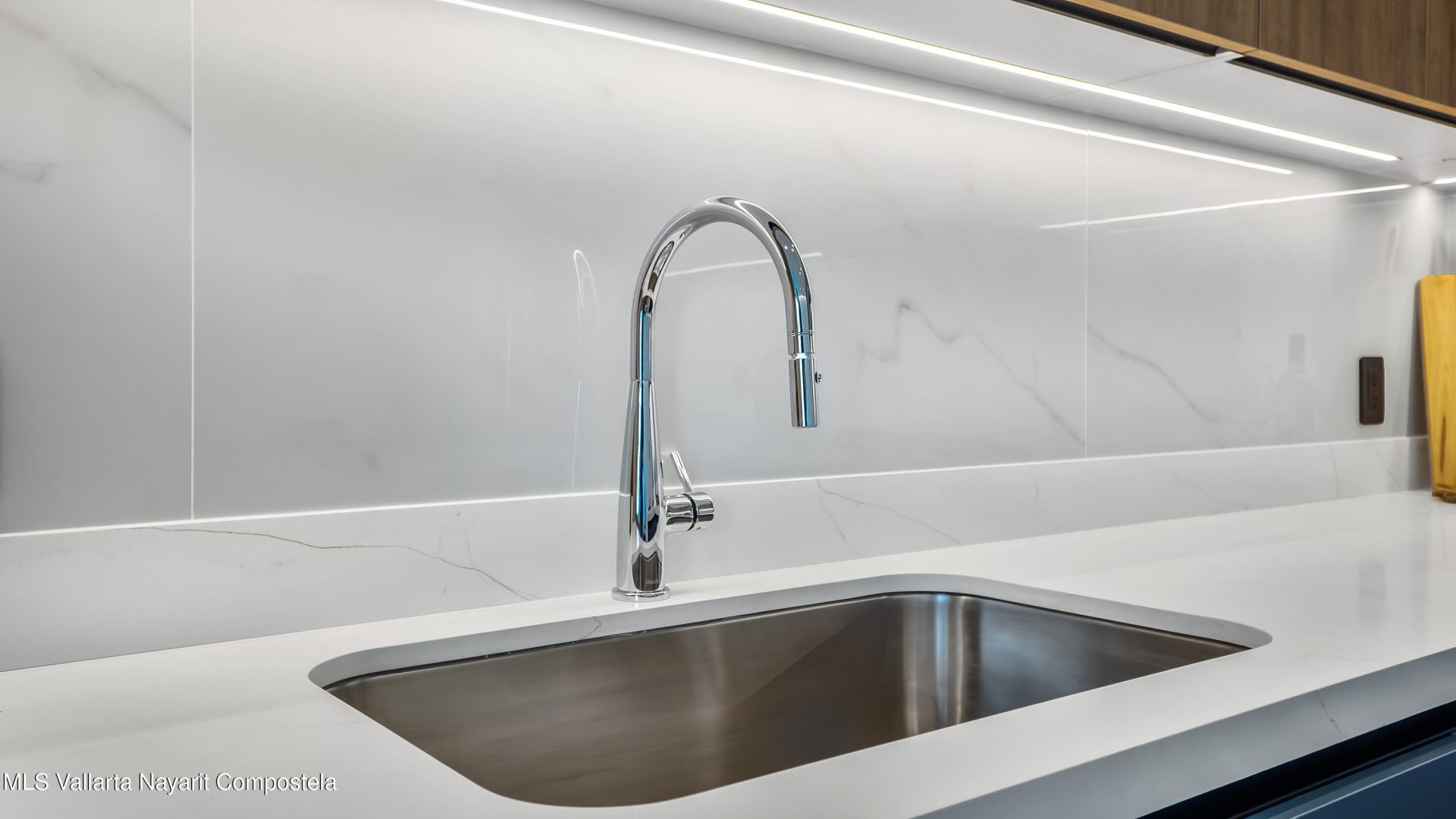 20241112210249933948000000-o