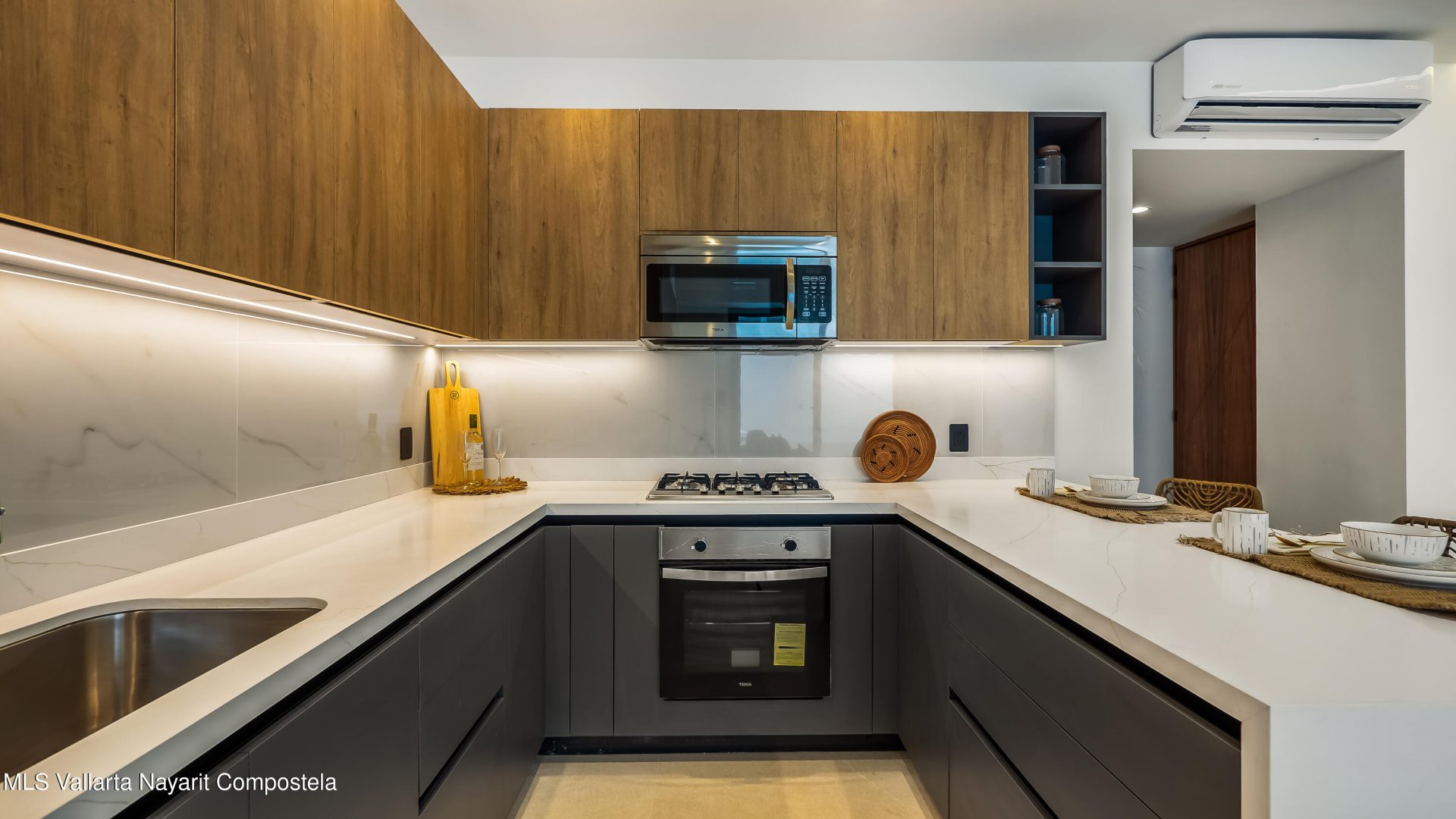 20241112210252322327000000-o