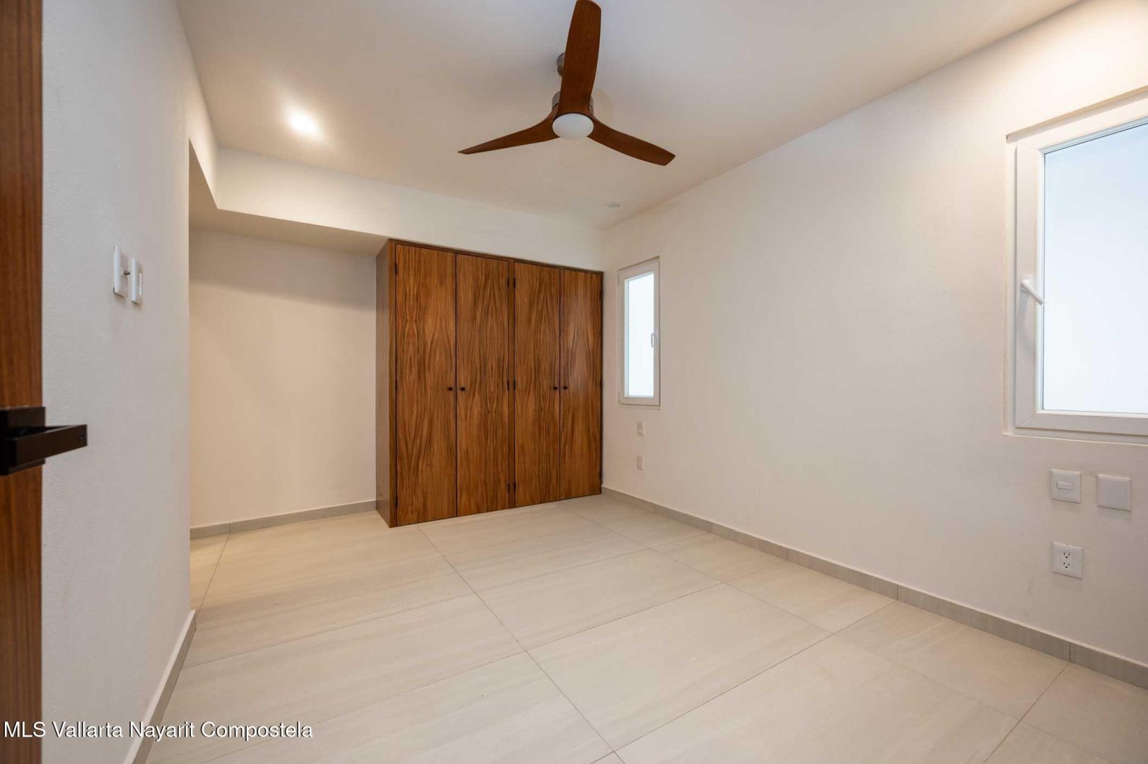 20241210211519598792000000-o