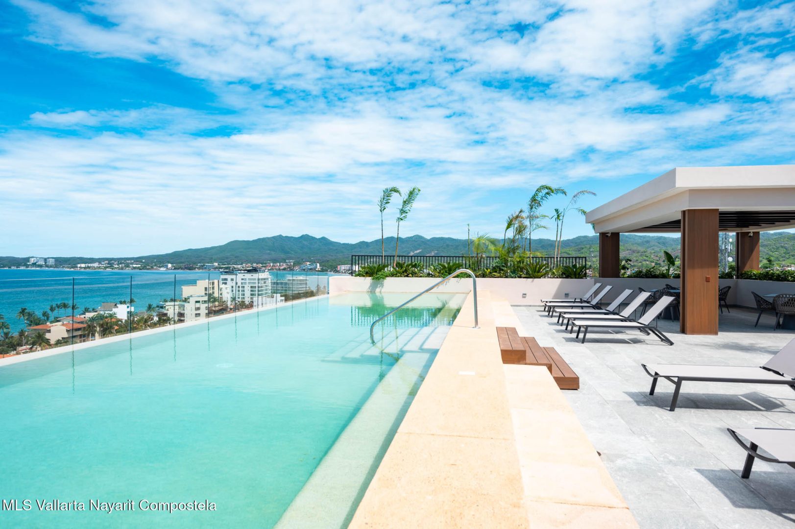 20241210211528810031000000-o