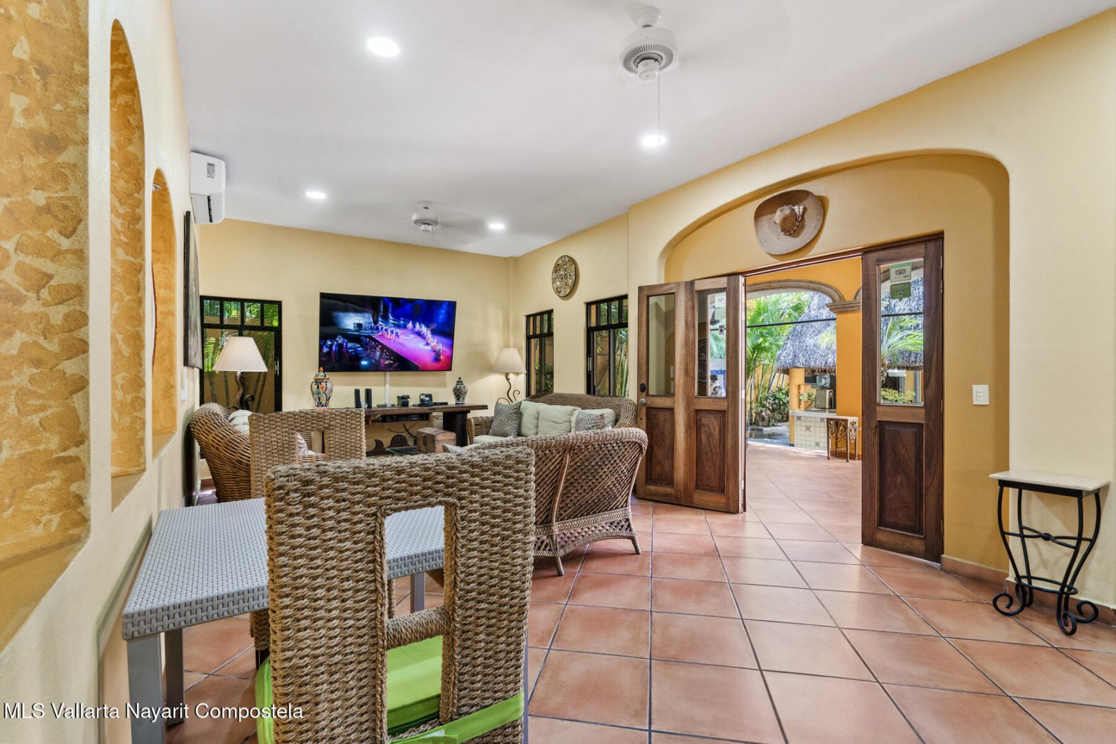 20250127184348072538000000-o