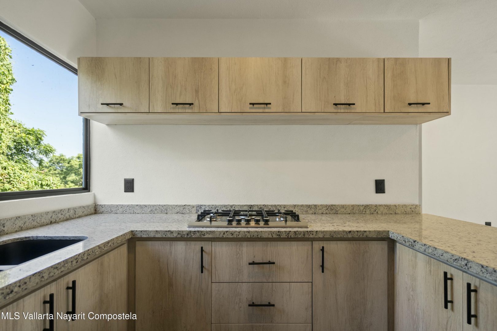 20250128181712726723000000-o