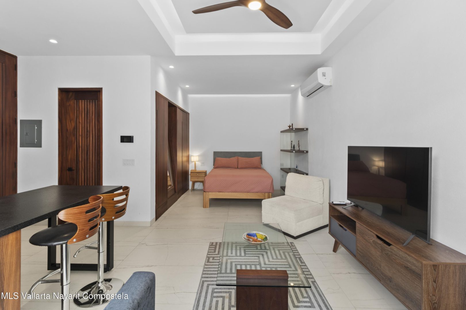 20250206191103942993000000-o