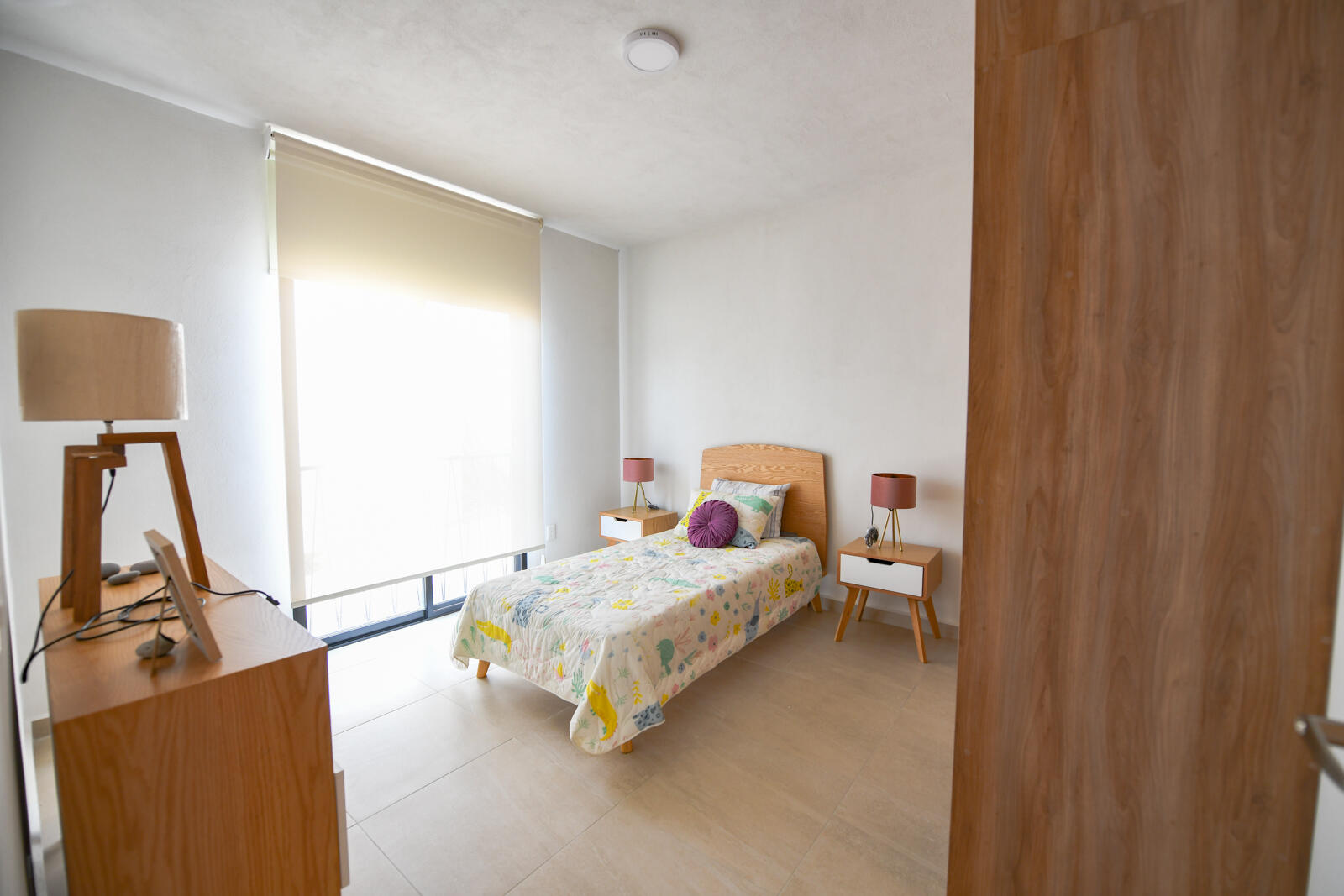 20250206215356013648000000-o