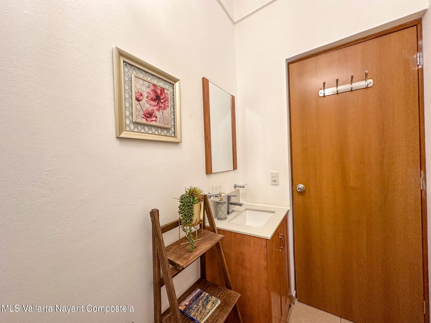 20250214162402914970000000-o