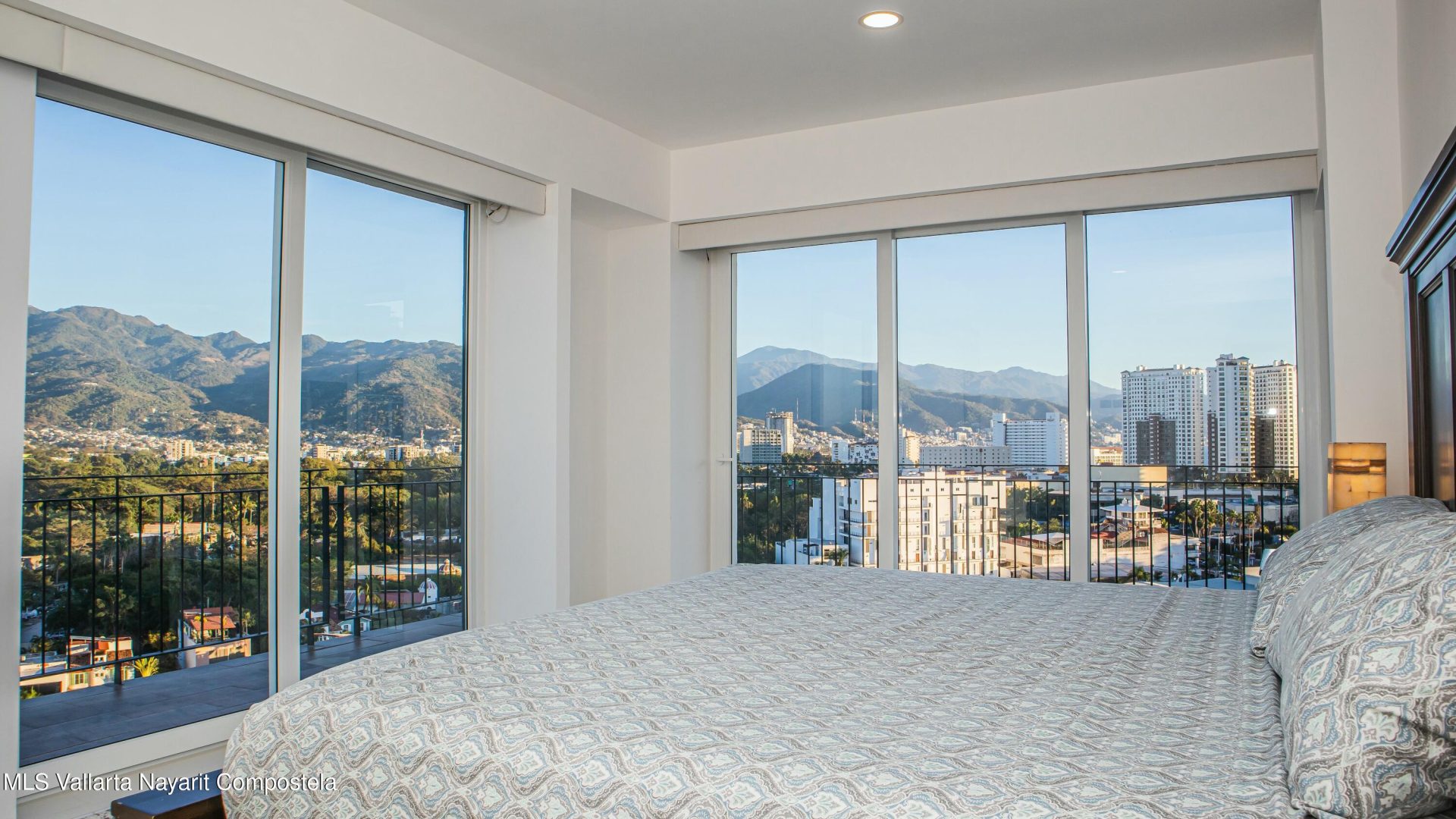 20250225004909480017000000-o