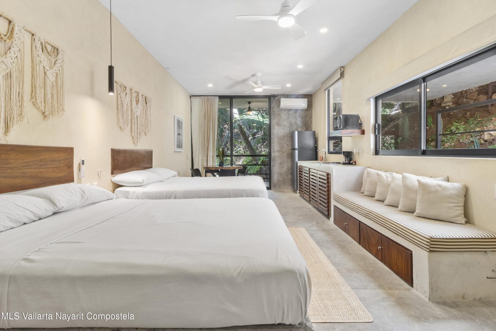 20250305004216125704000000-o