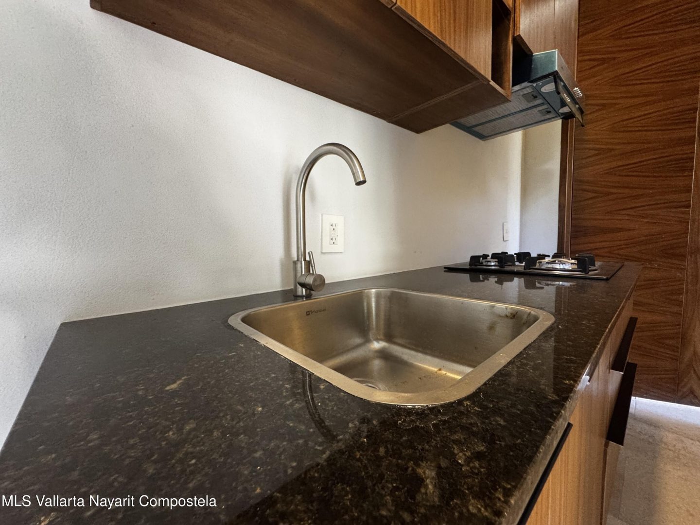 20250307213244238105000000-o