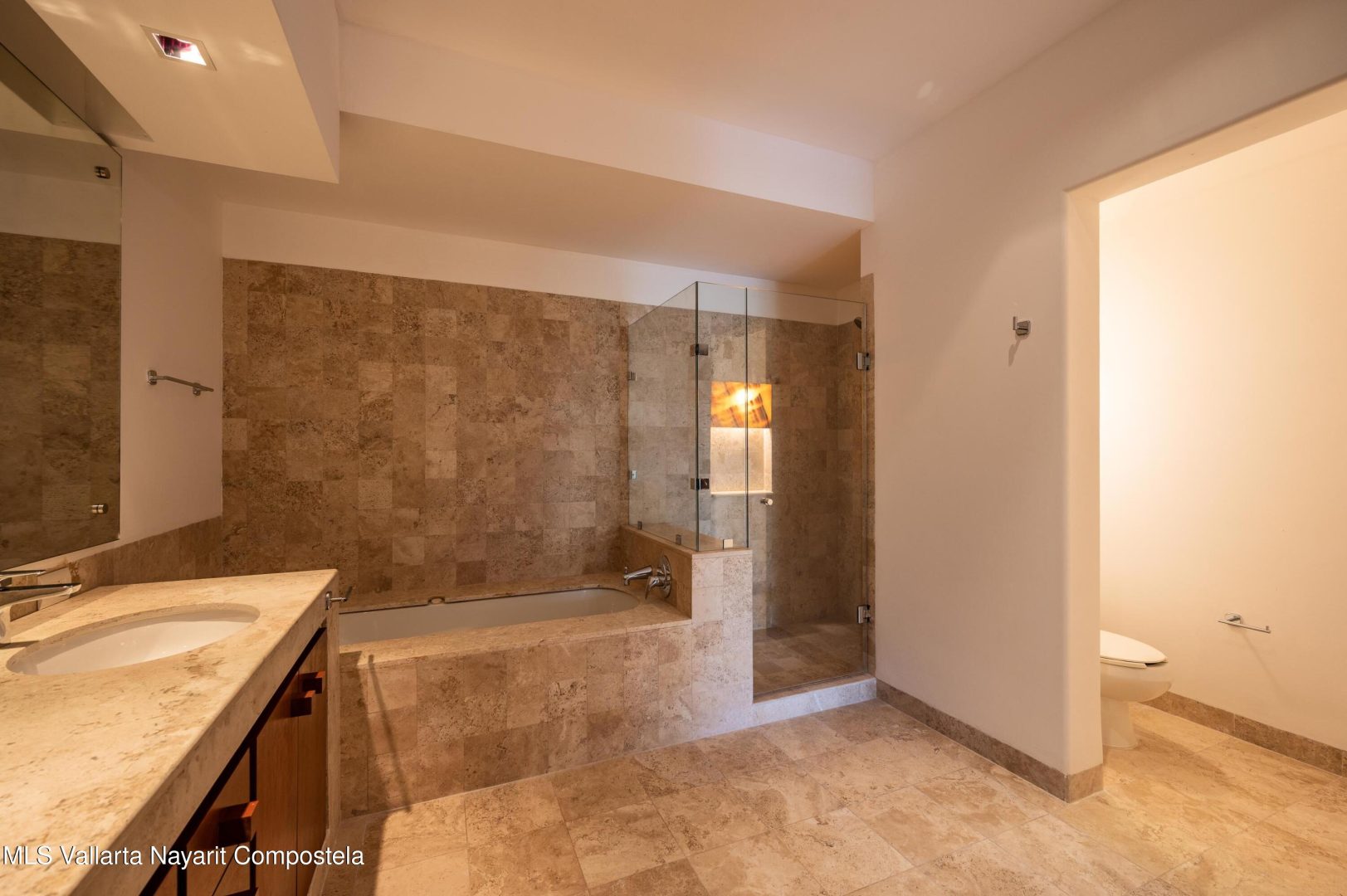 20250314190839923971000000-o