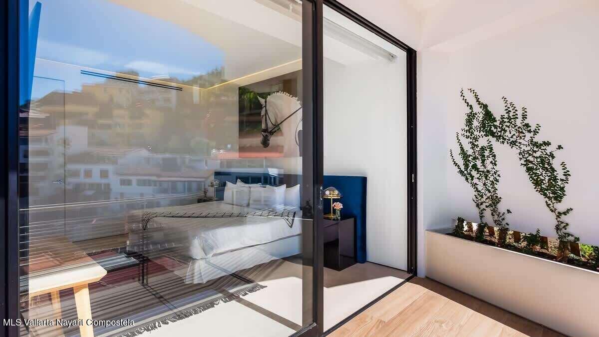 20250318194954402137000000-o