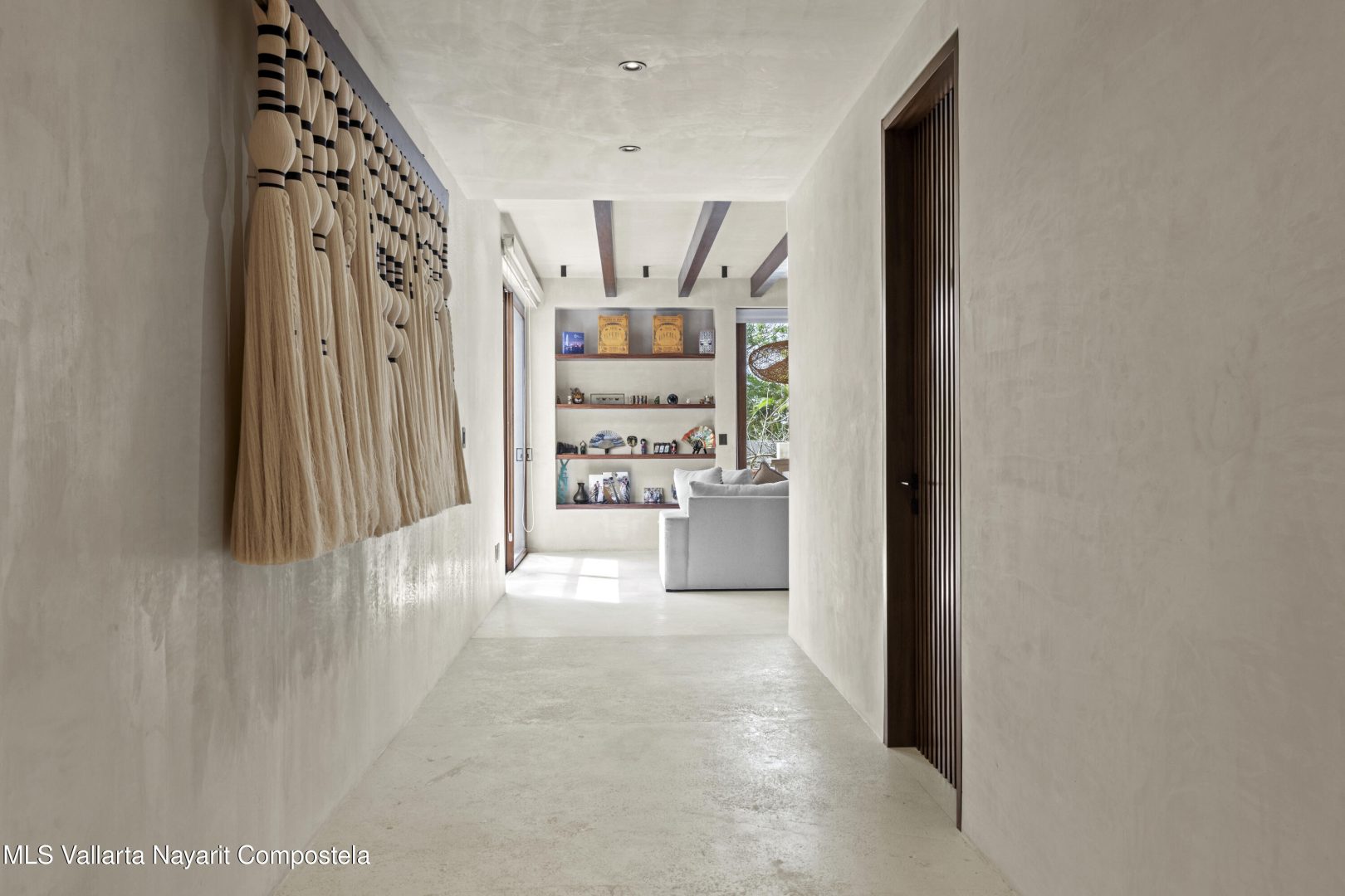 20250325223902718298000000-o