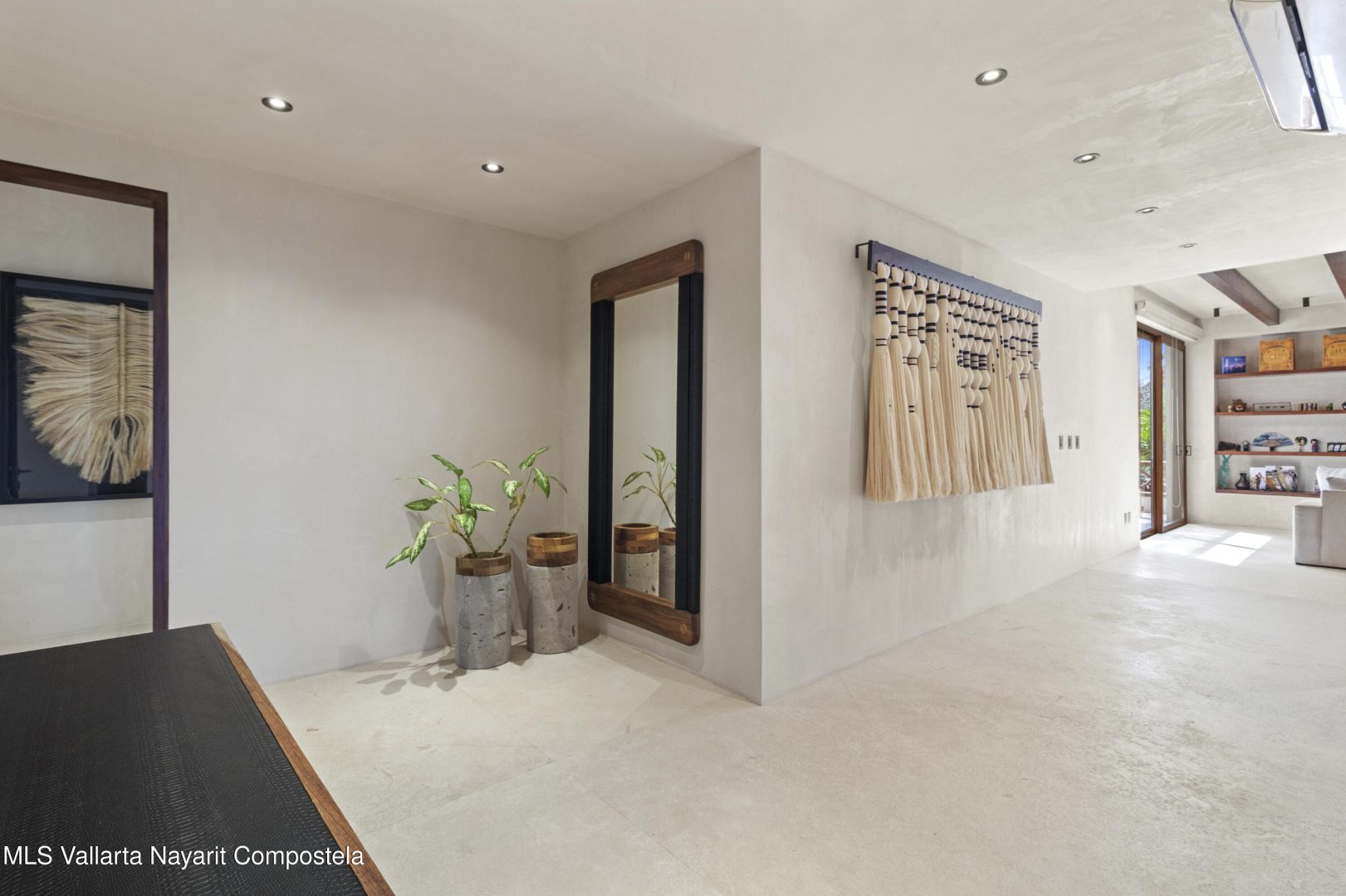 20250325223926298208000000-o