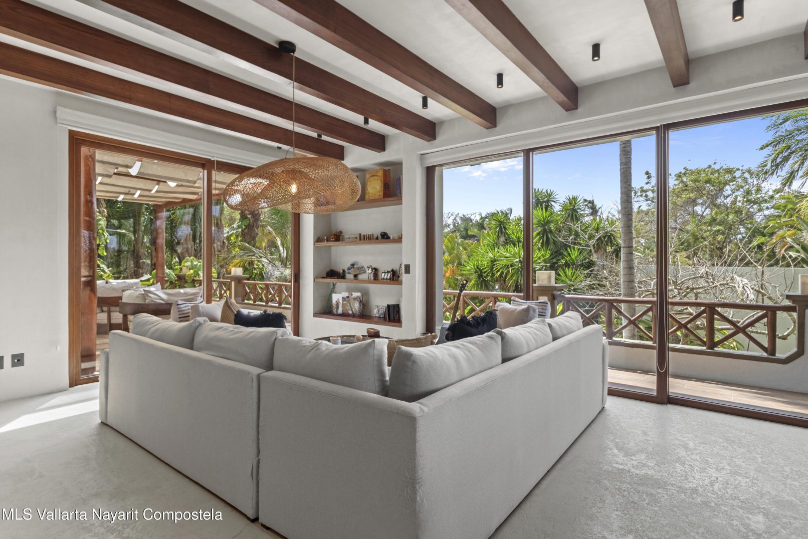 20250325224007905860000000-o