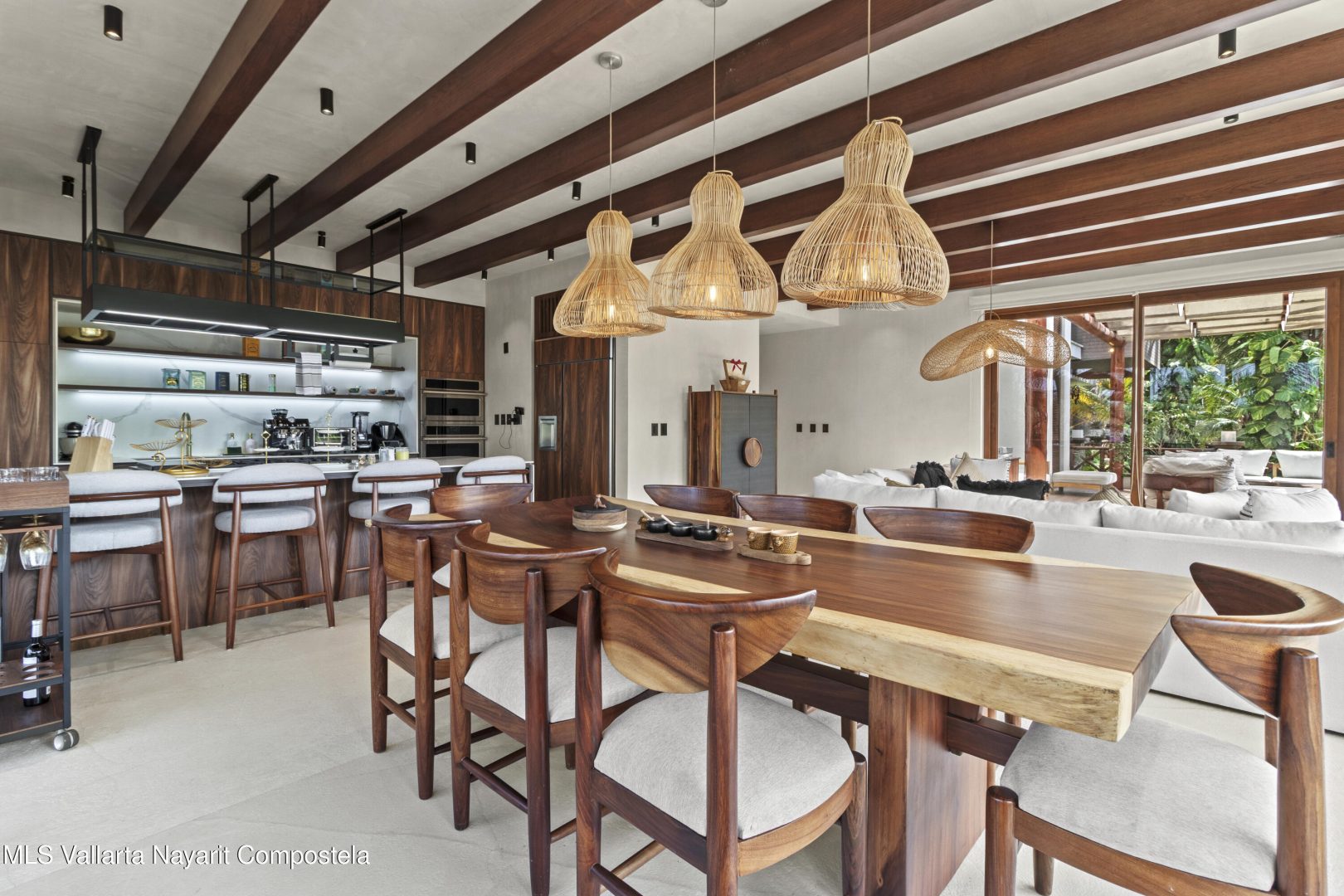 20250325224141090512000000-o