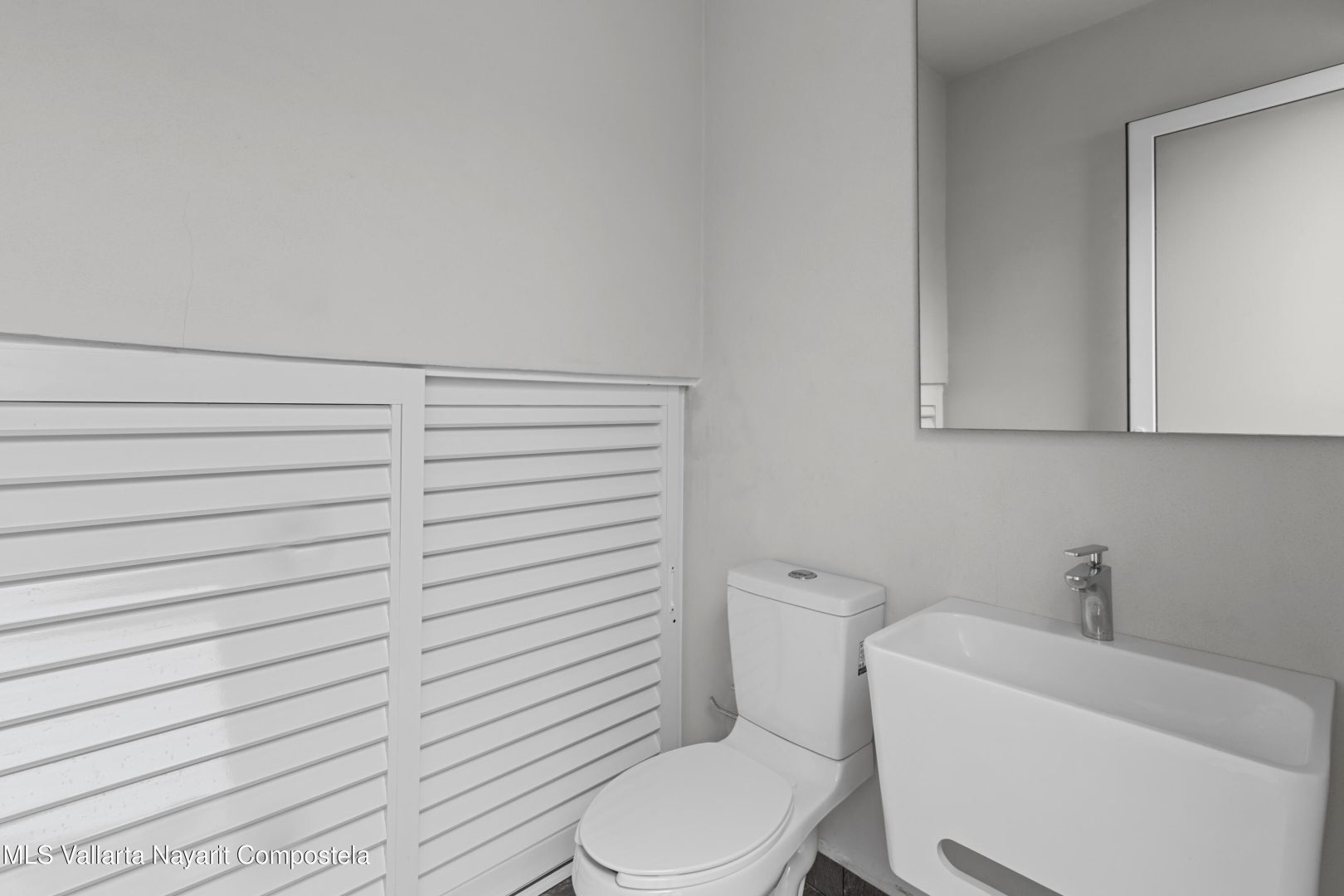 20250327003232354570000000-o