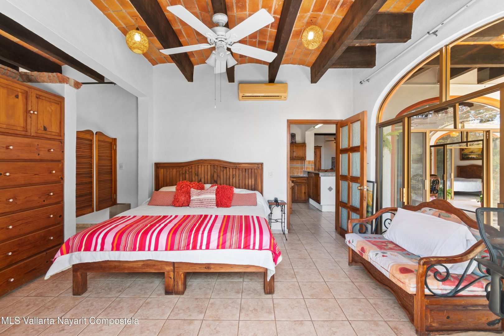 20250403201132807614000000-o