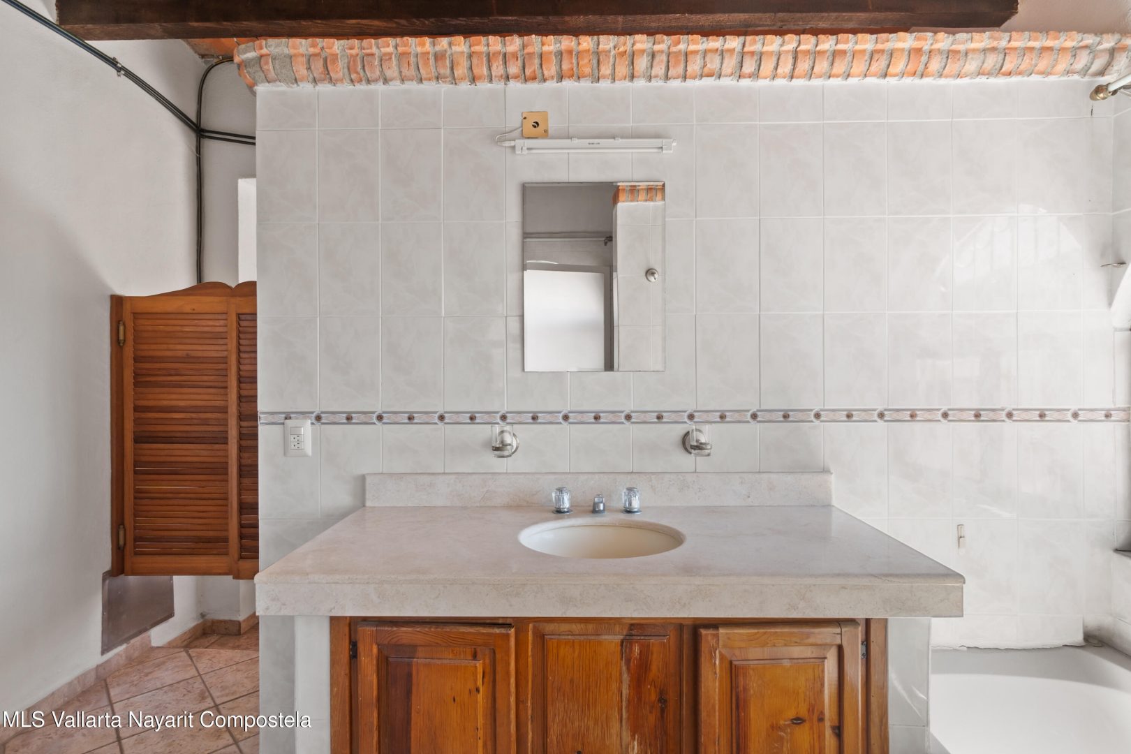 20250403201203285595000000-o