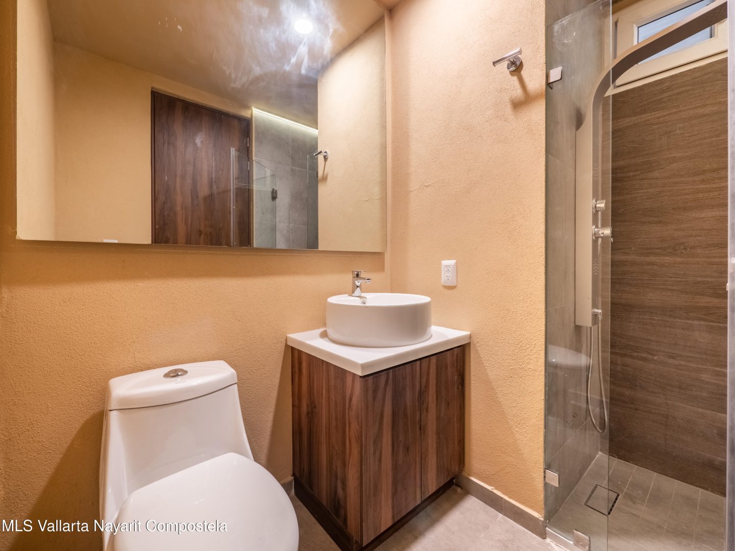 20250405040447714434000000-o