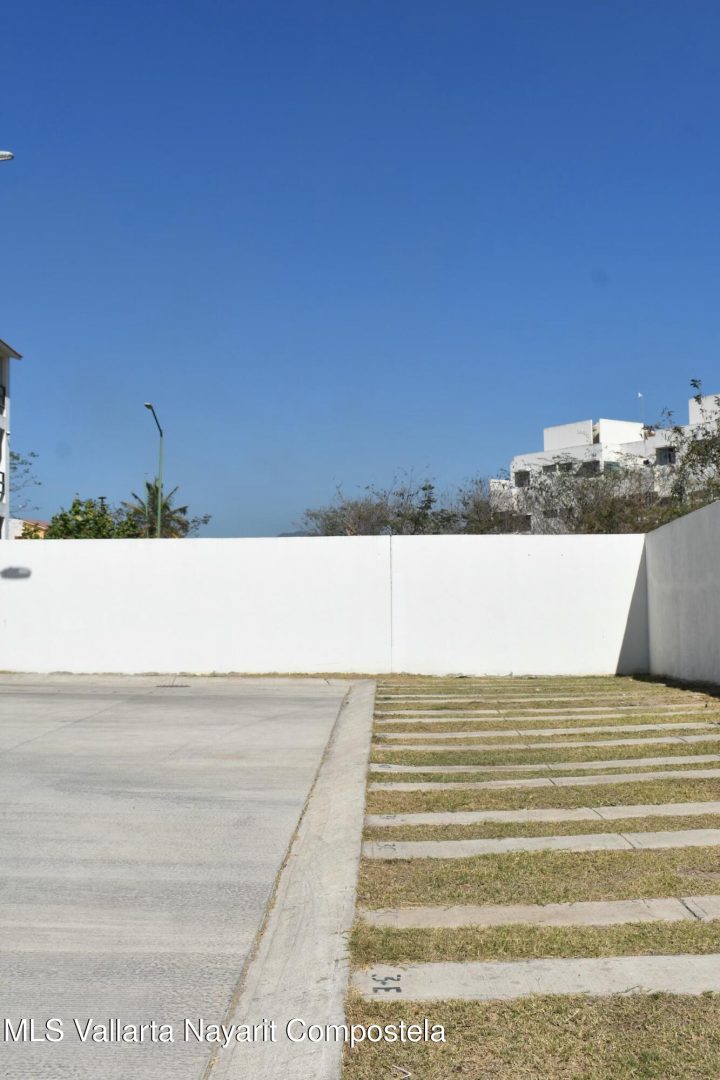 20250408213801684975000000-o