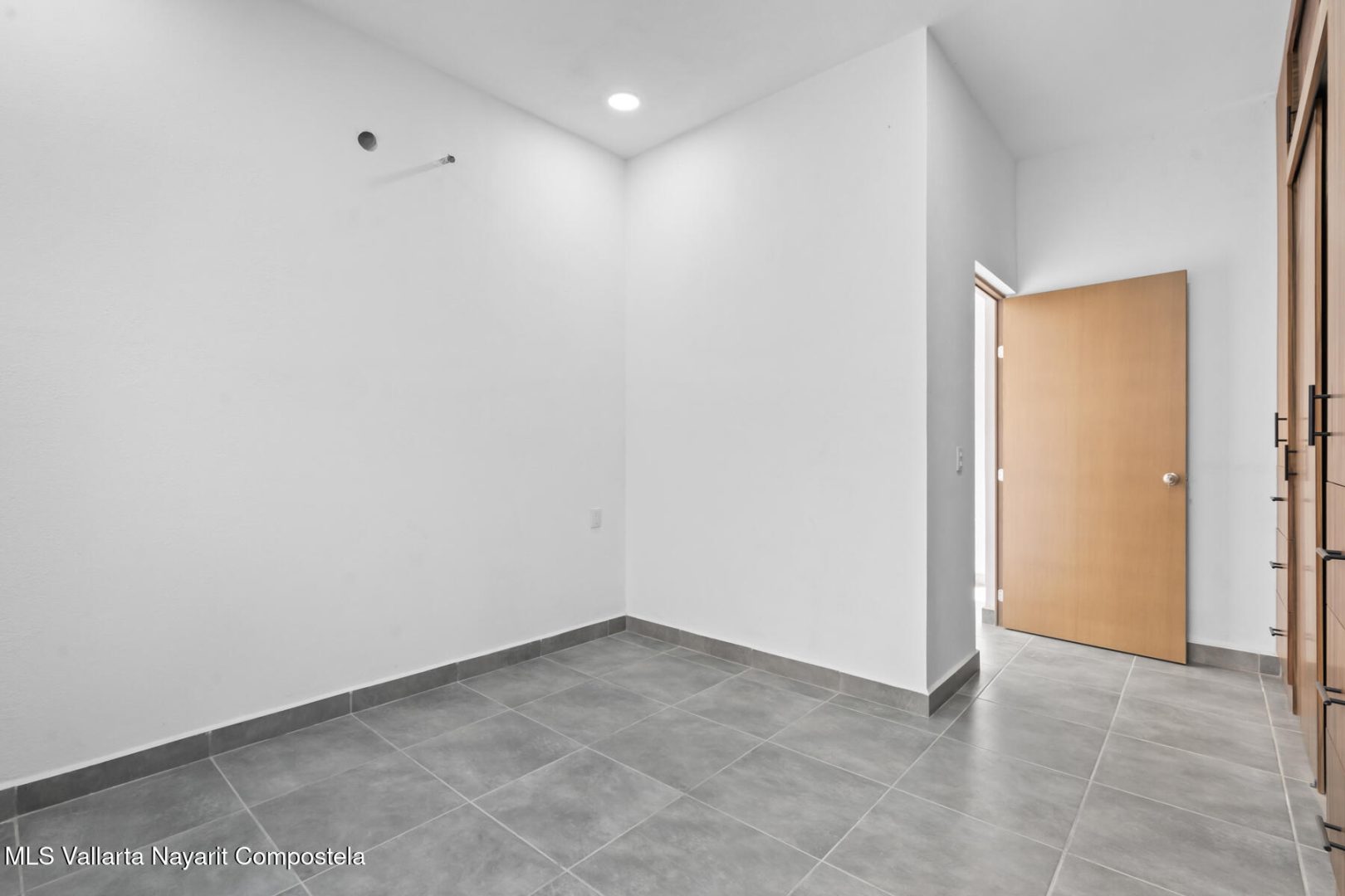 20250414144549911806000000-o