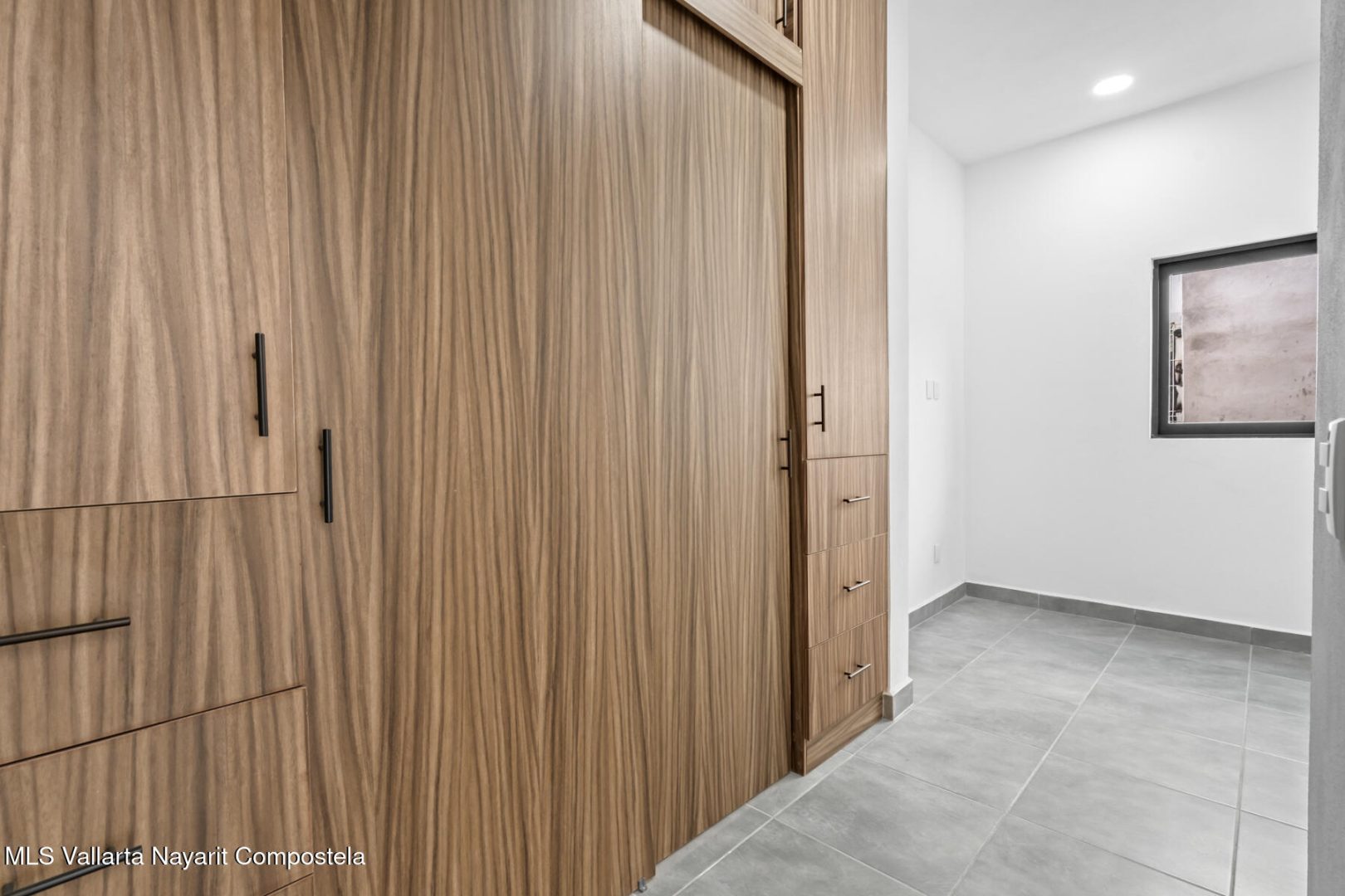 20250414144617818268000000-o