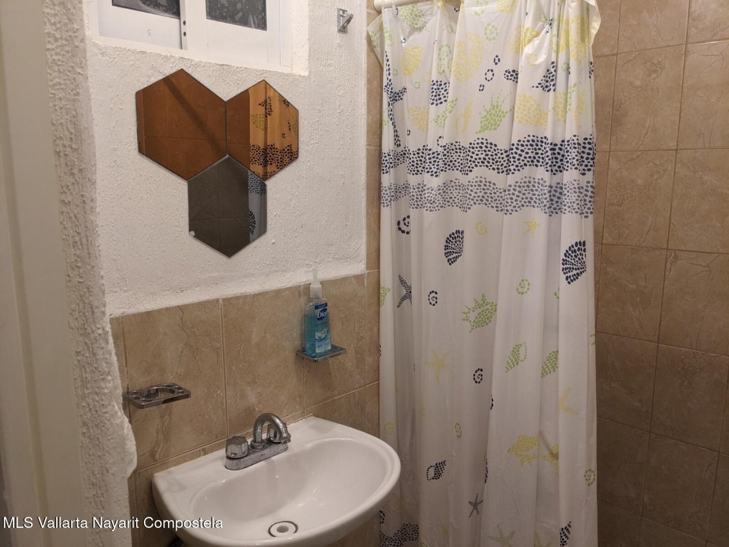 20250415193128979809000000-o