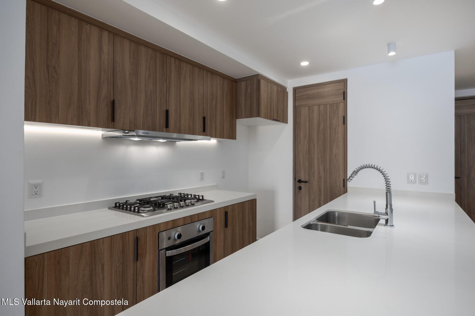 20250505191745308645000000-o