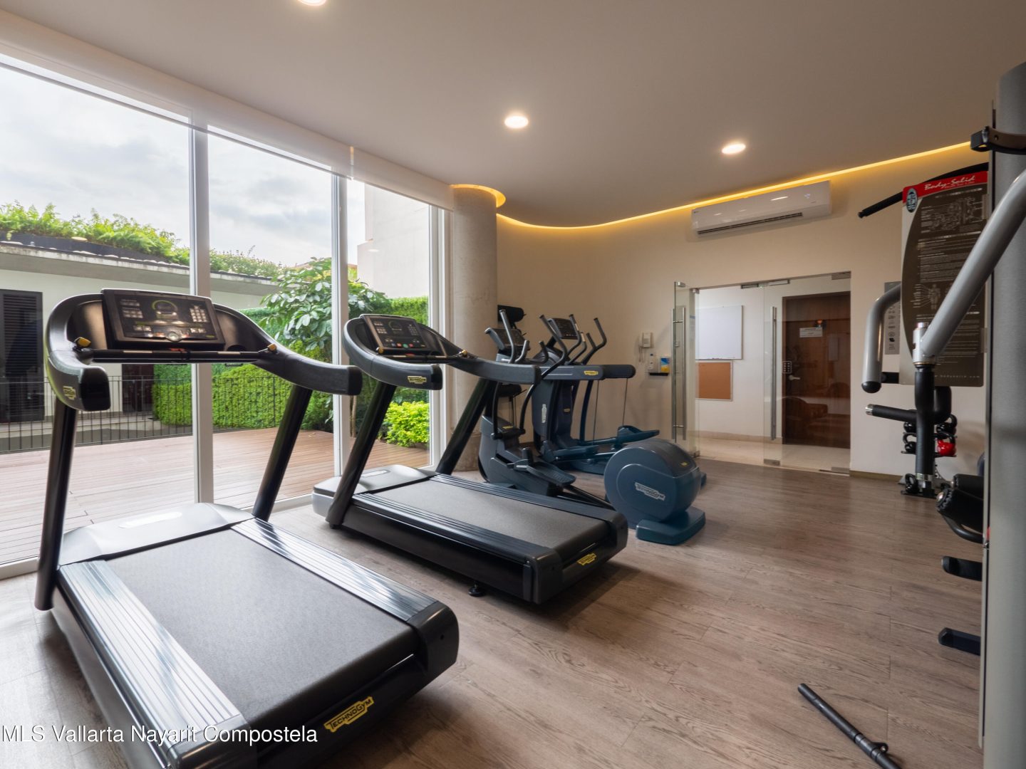 20250514224149495791000000-o