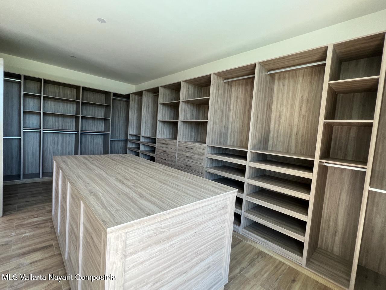 20250519222537436691000000-o