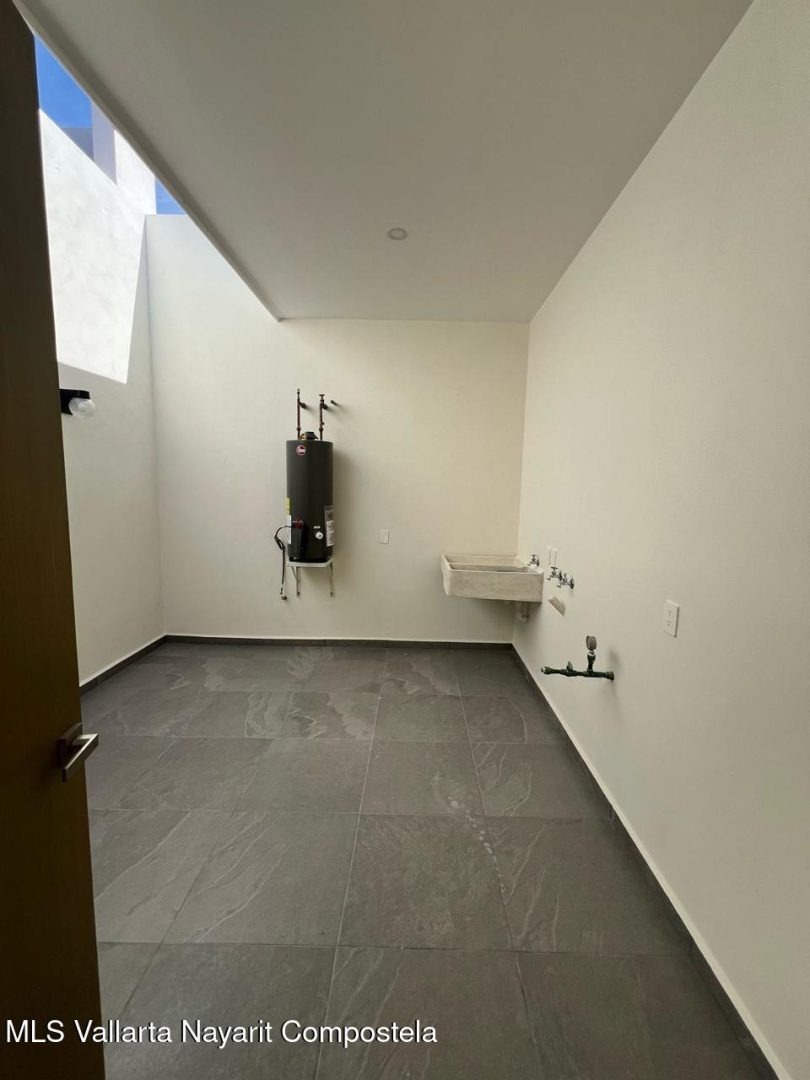 20250519222728321559000000-o