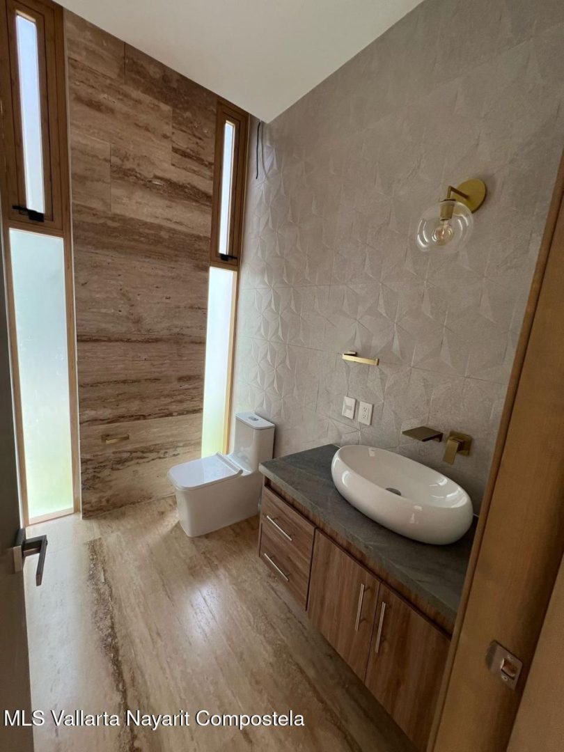 20250519222729800963000000-o