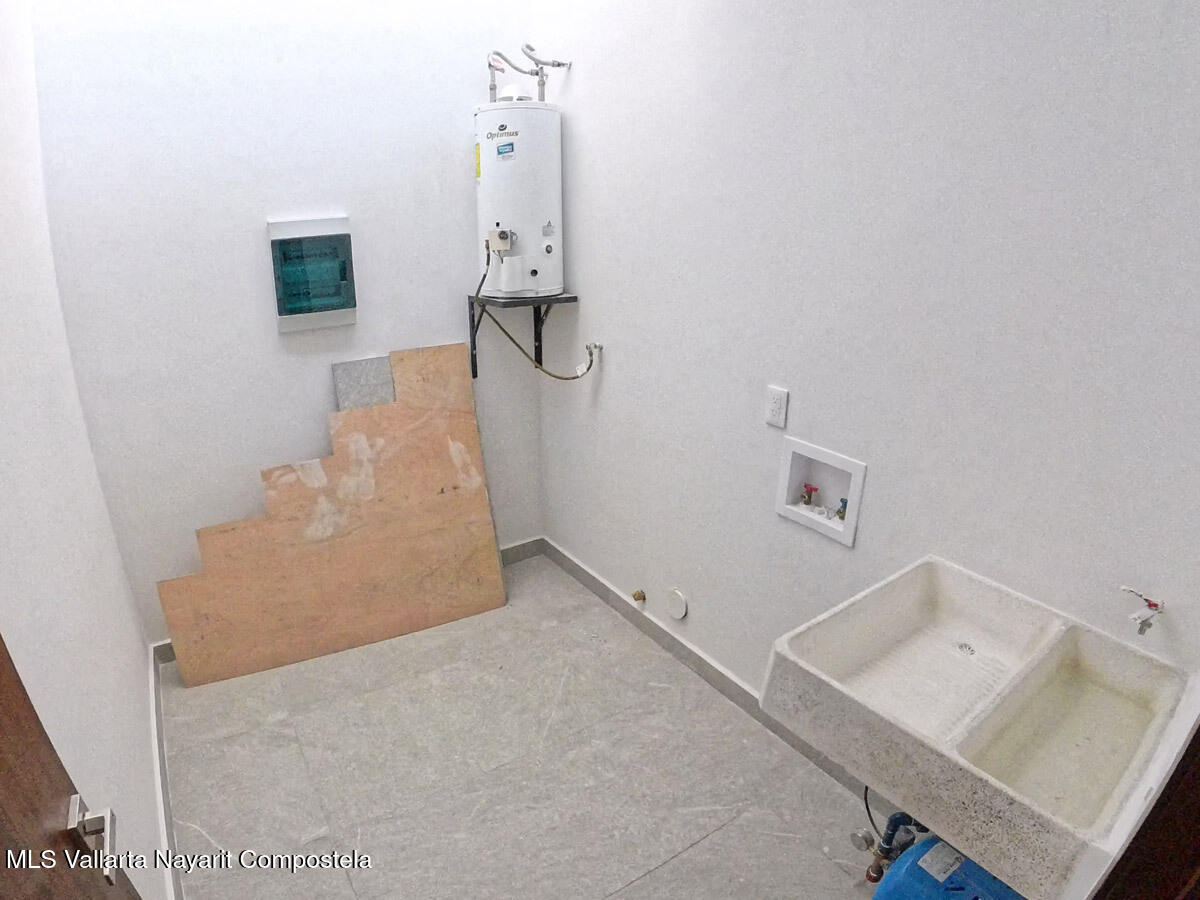 20250527221340267189000000-o