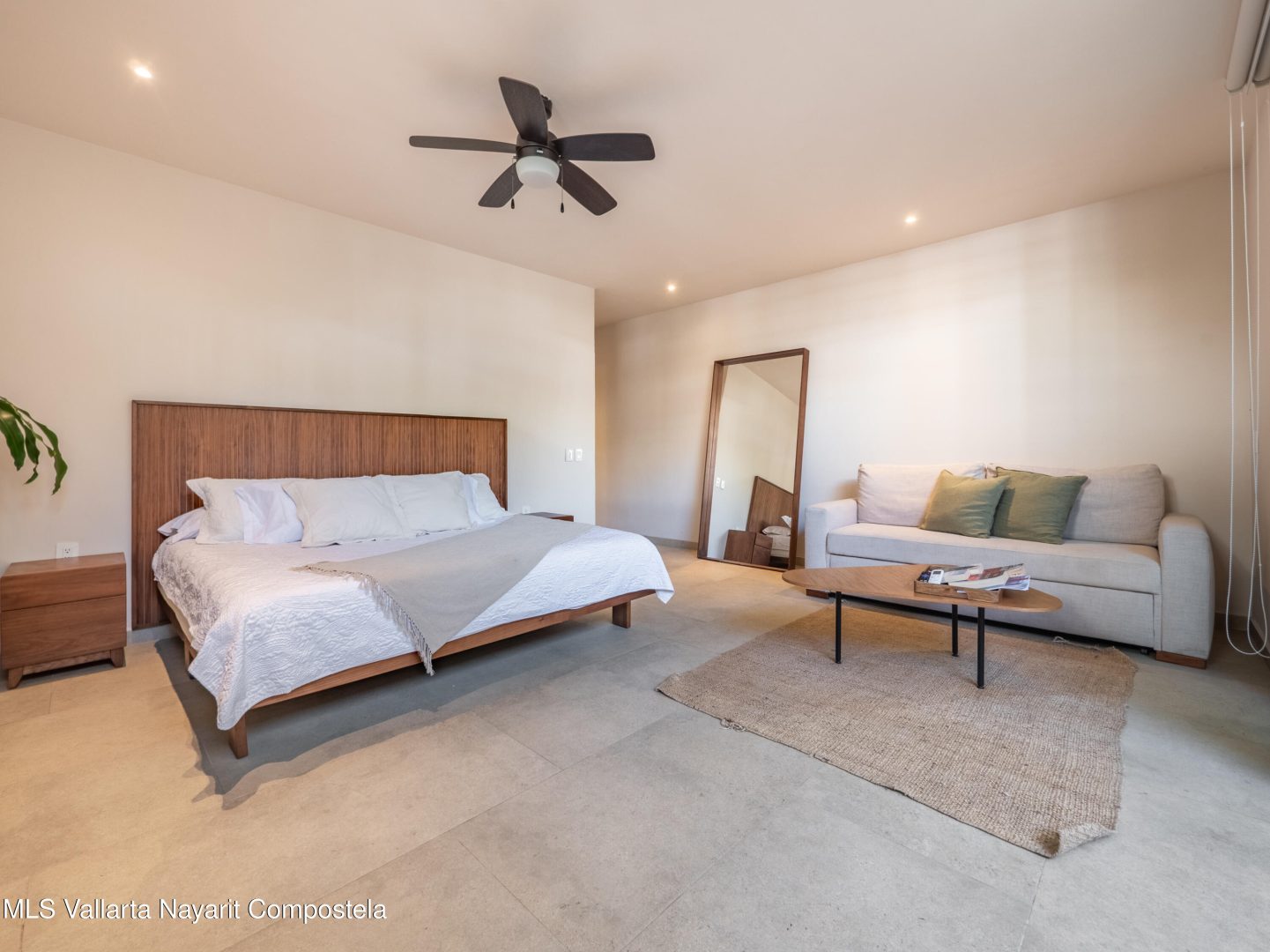 20250616220005786048000000-o