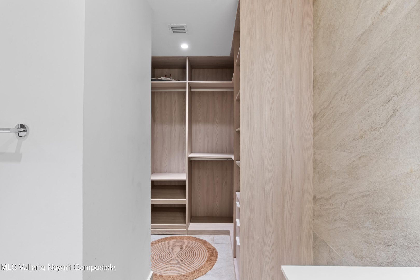 20250617032925375339000000-o