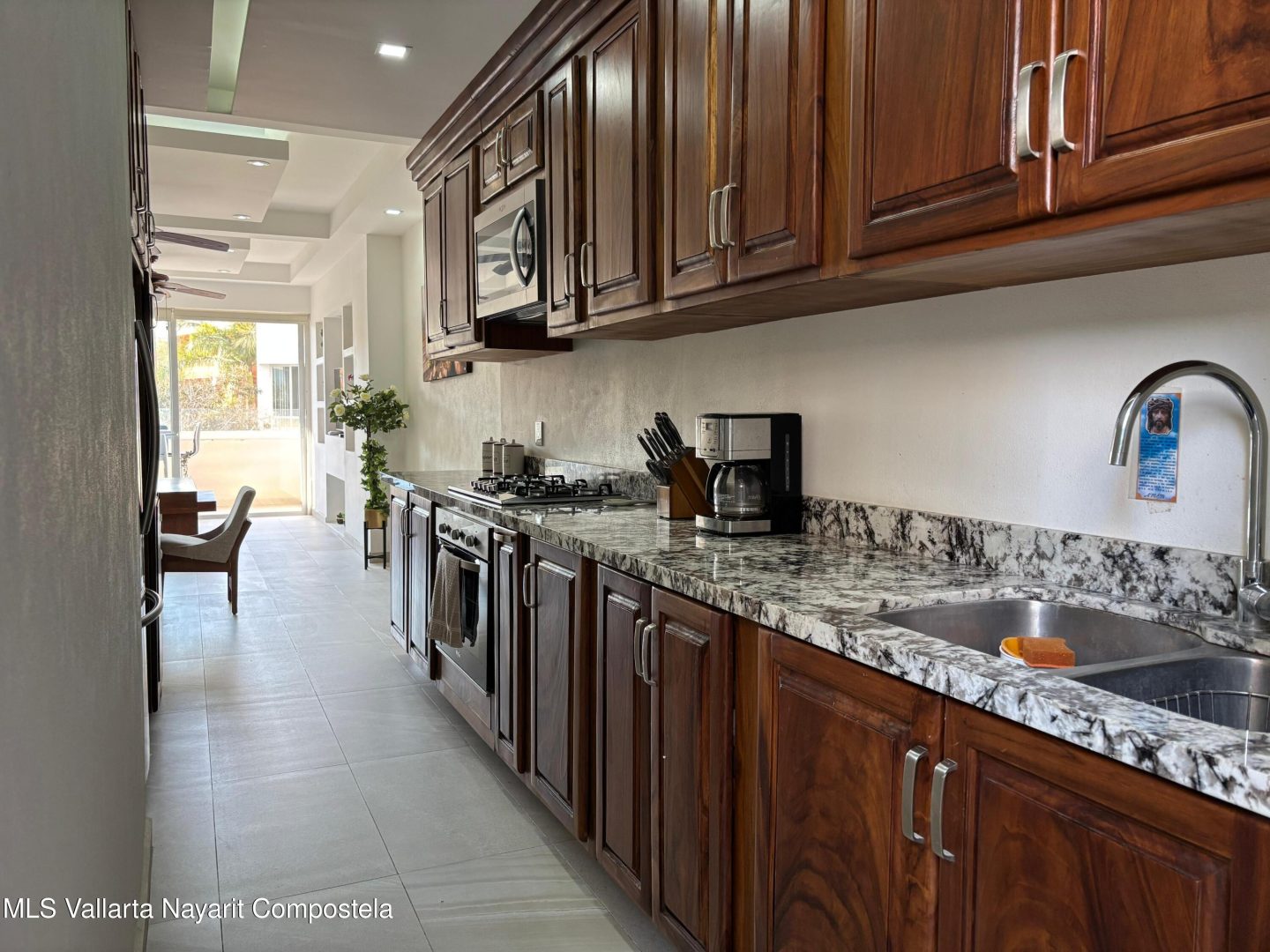 20250627172255304285000000-o