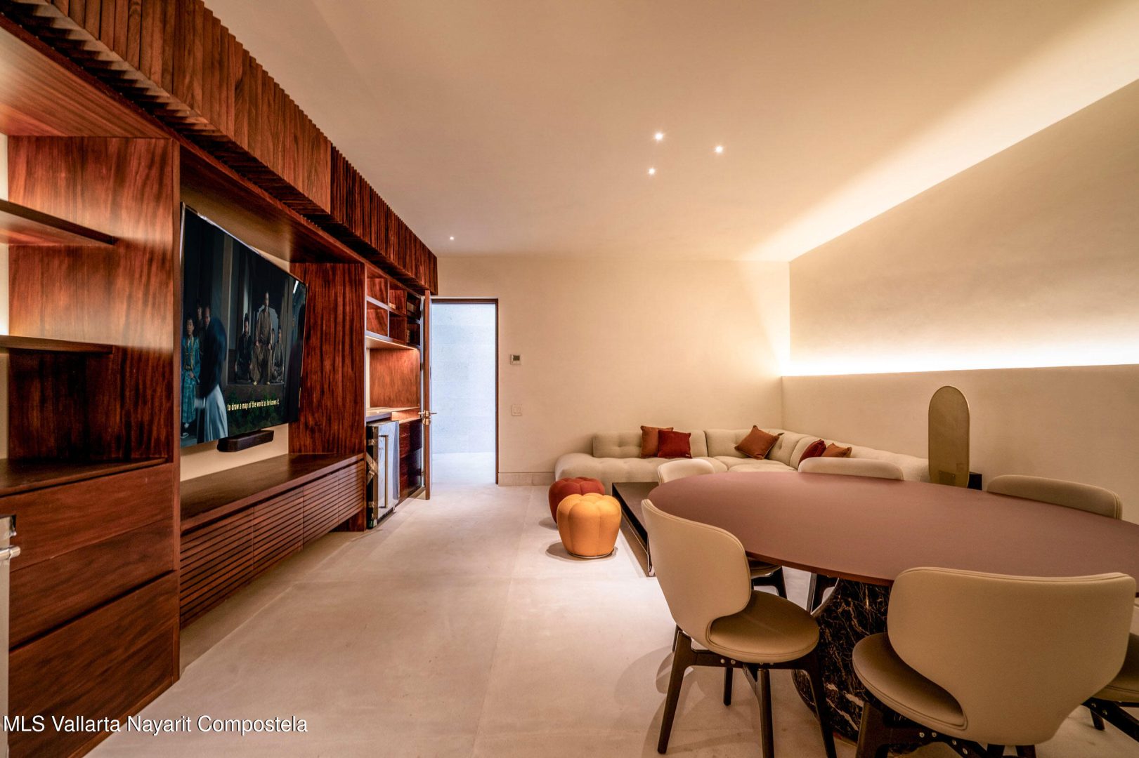 20250708230741648251000000-o