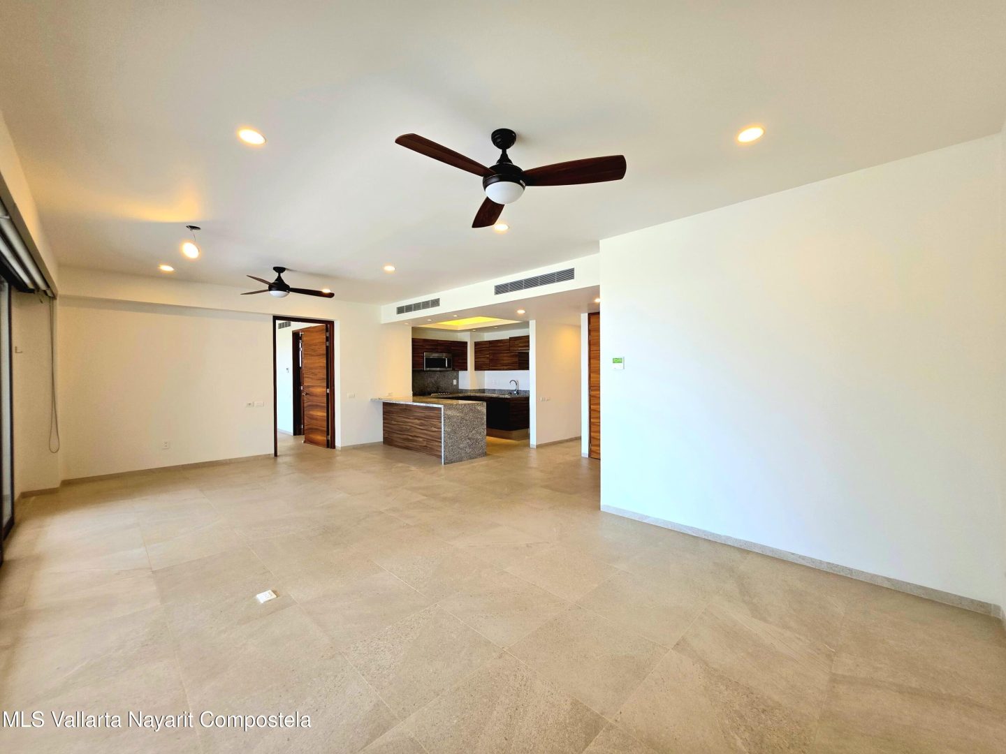 20250711230250479260000000-o