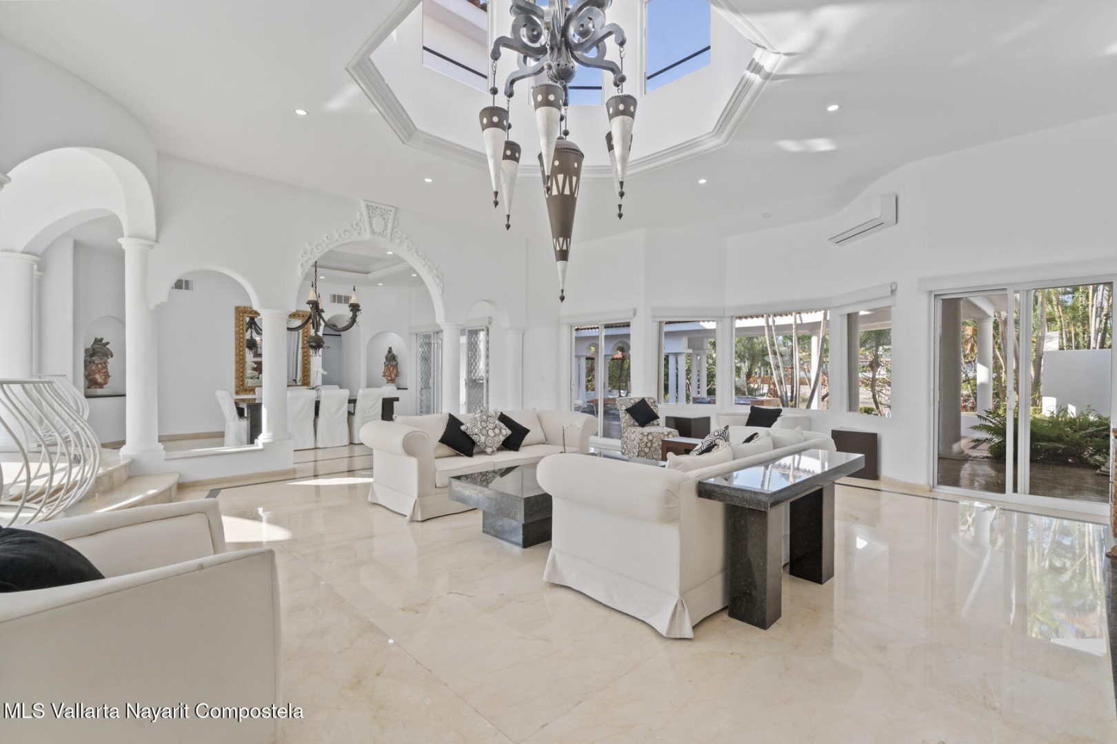 20250714233012282460000000-o