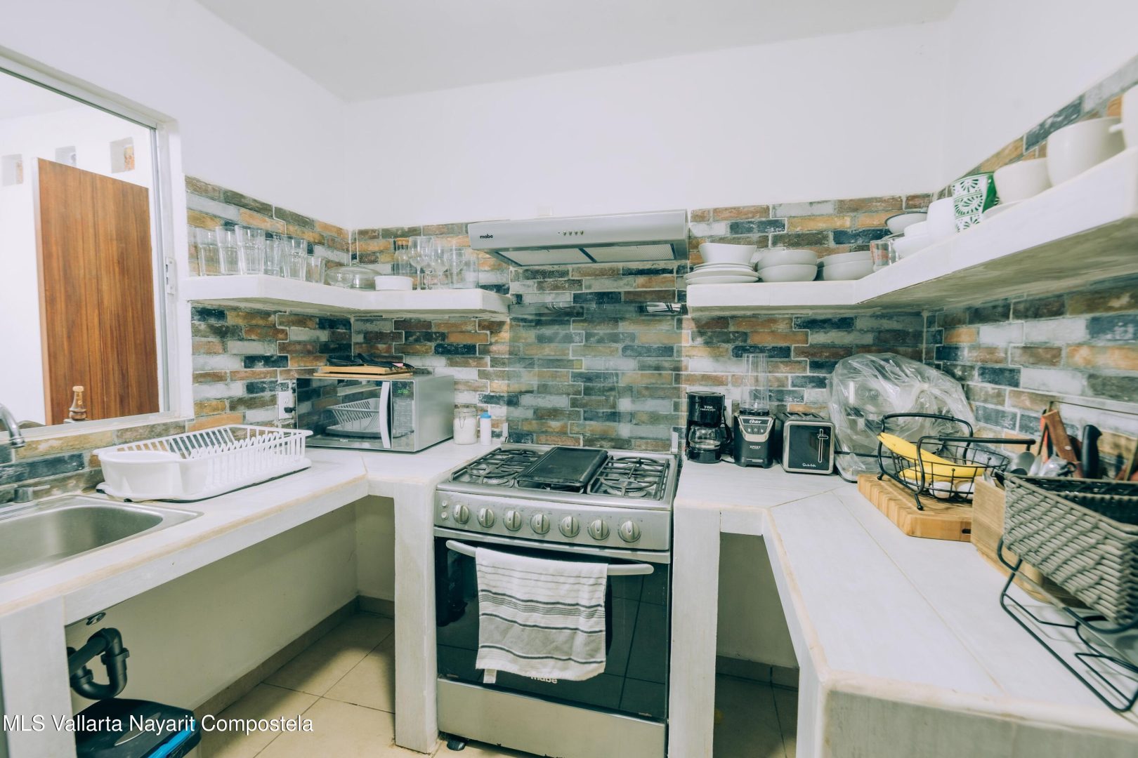 20250715030413887281000000-o