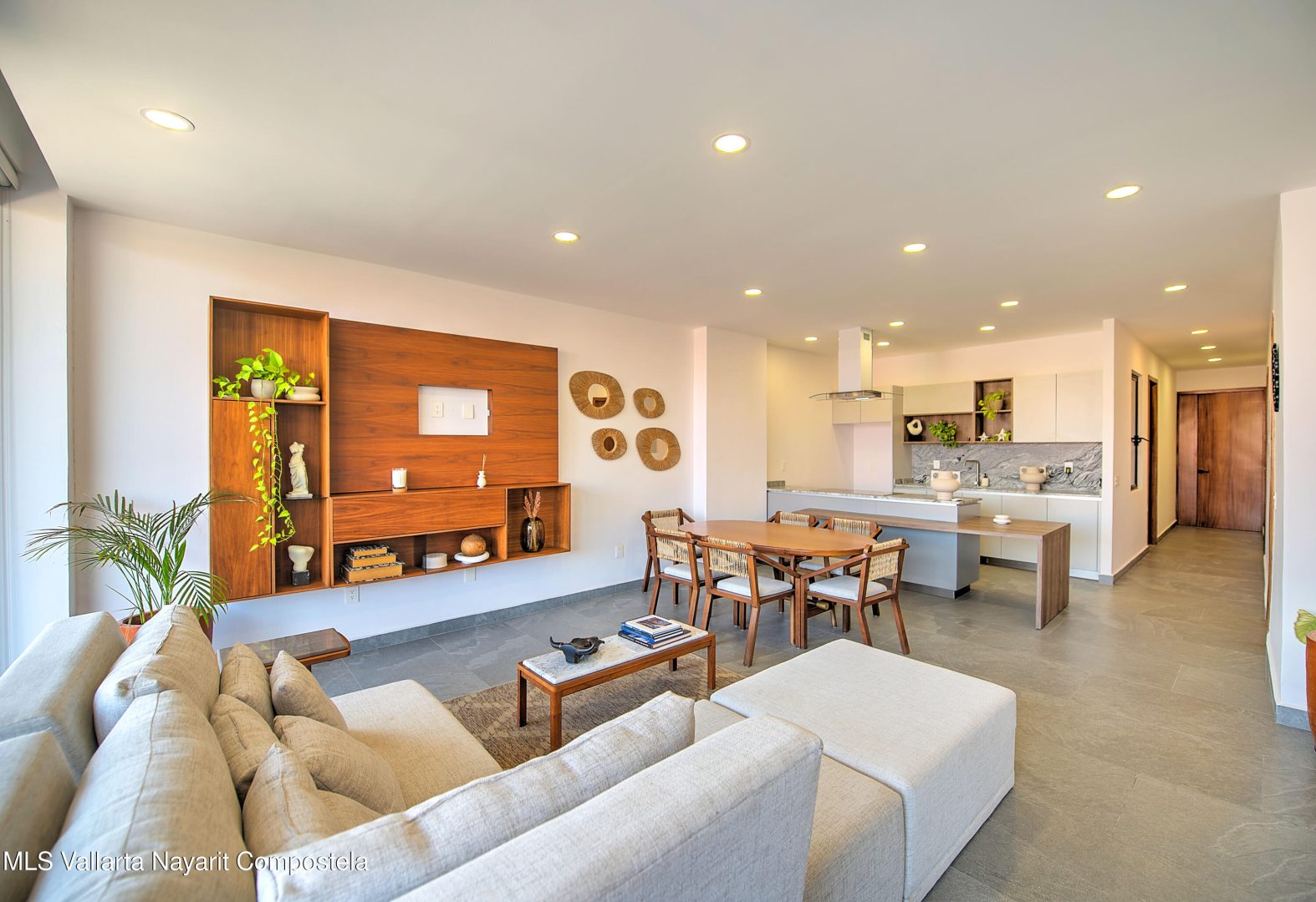 20250718210652561044000000-o