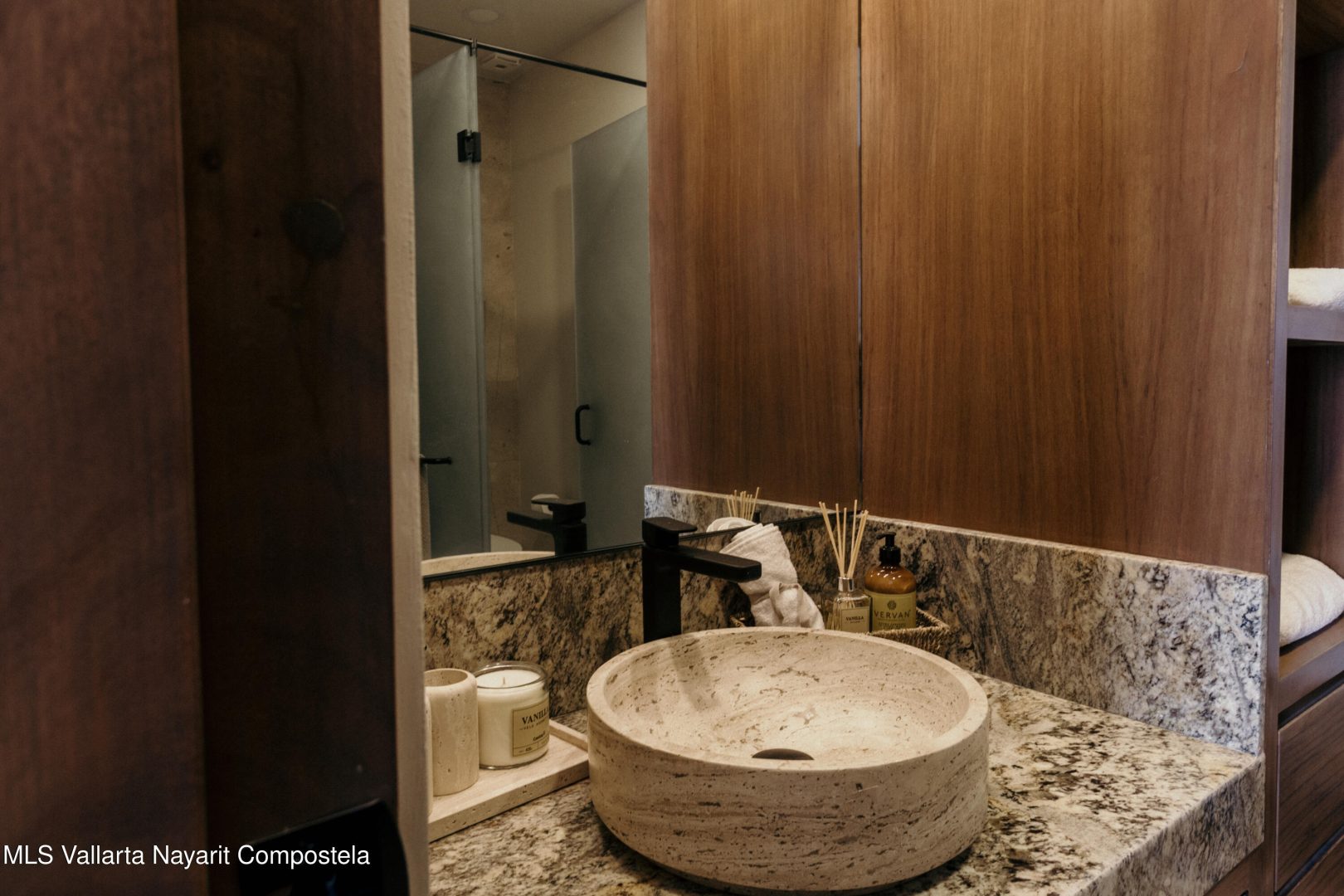 20250721161304890516000000-o