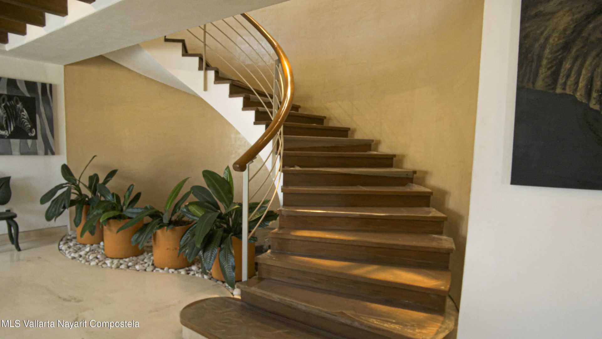 20250721231547374980000000-o