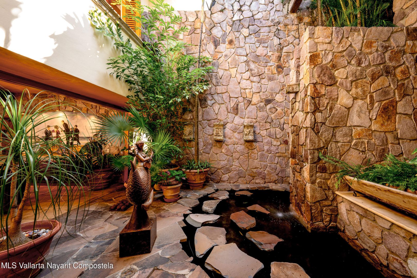 20250723181940150455000000-o